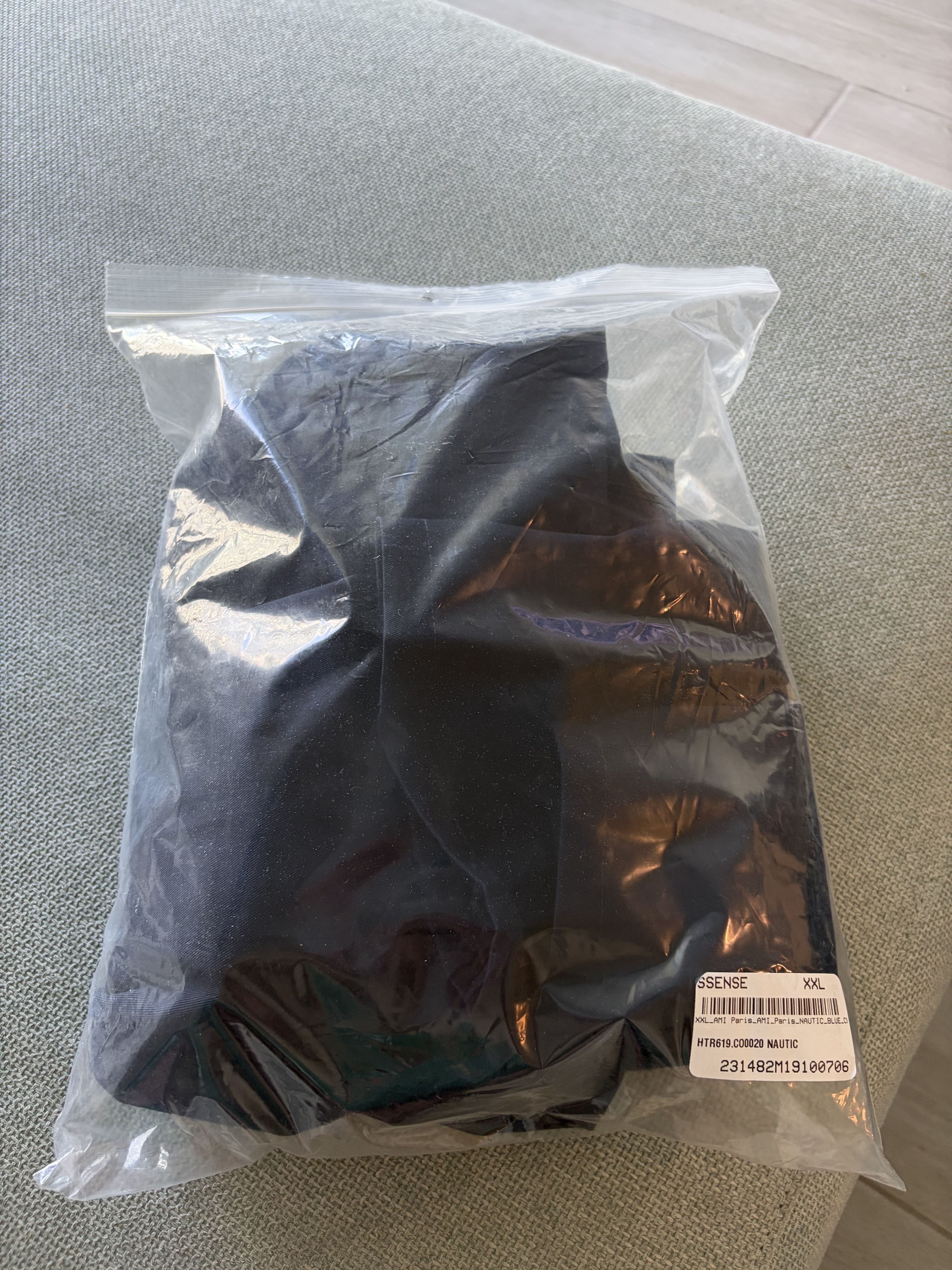 AMI *MSG TO OFFER* Ami Paris Straight Leg Trousers BNWT Size US 36 / EU 52 - 9 Thumbnail