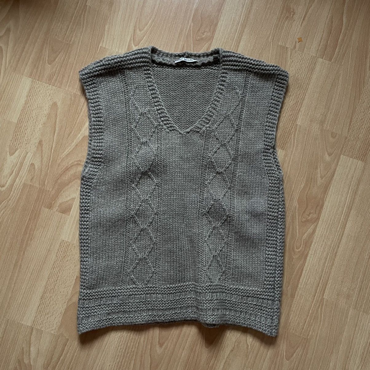 Our Legacy beige Reversed Cable Vest Size 48