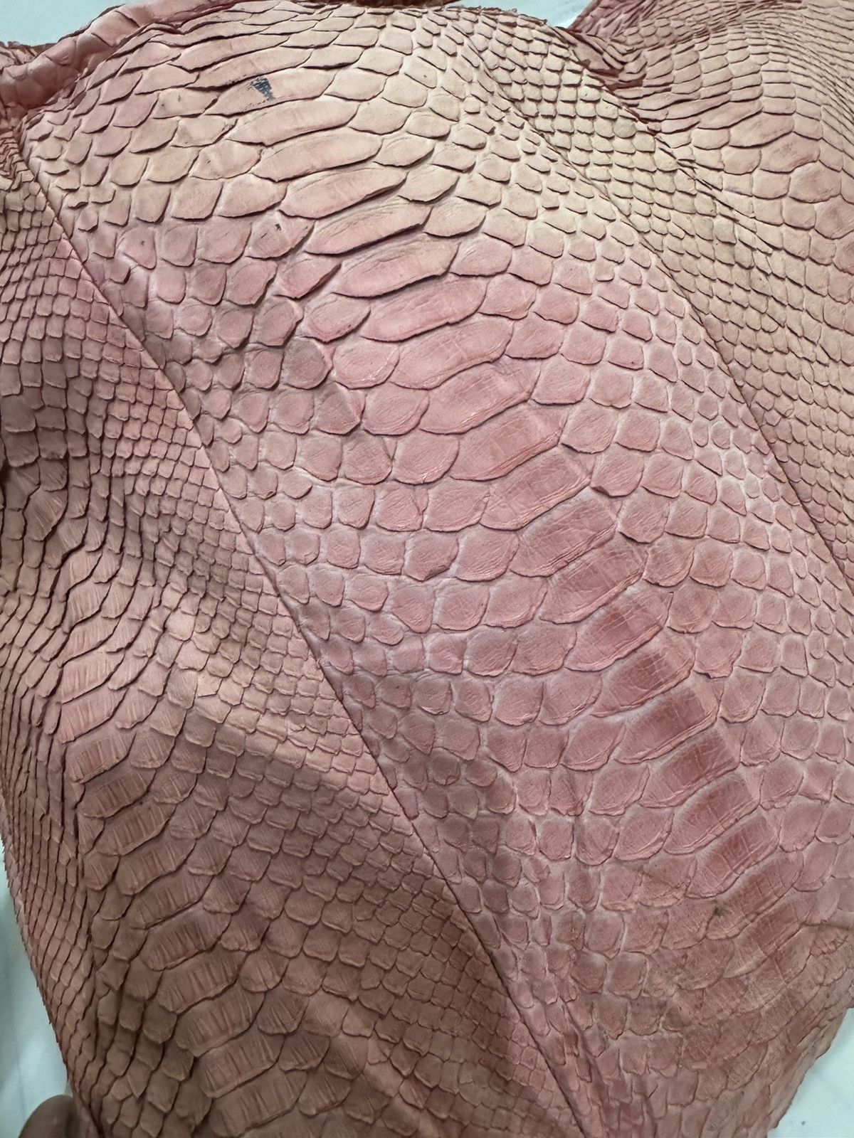 Cobra × Genuine Leather BYRON NYC WINE PYTHON LARGE SOHO TOTE BAC Size ONE SIZE - 9 Thumbnail