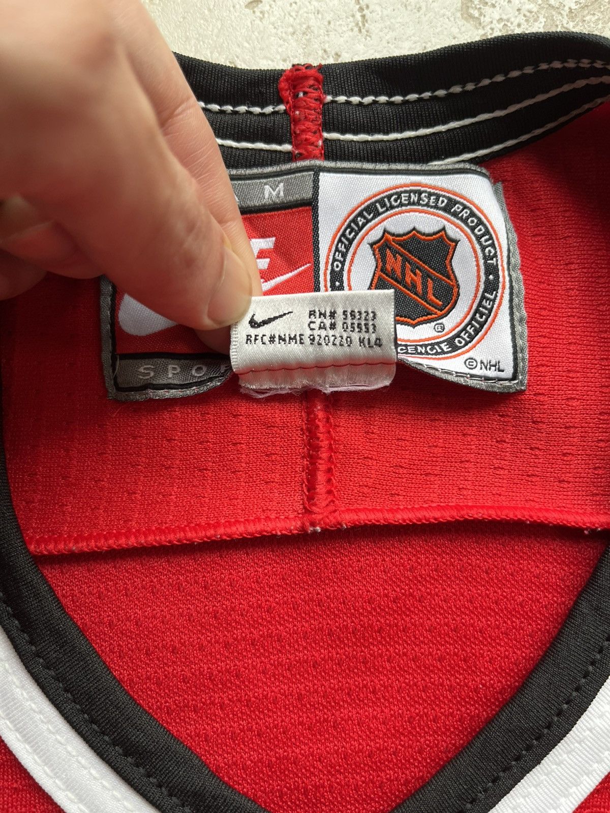 NHL × Nike VINTAGE NIKE X NHL CHICAGO BLACKHAWKS ICE HOCKEY JERSEY Size US M / EU 48-50 / 2 - 4 Thumbnail