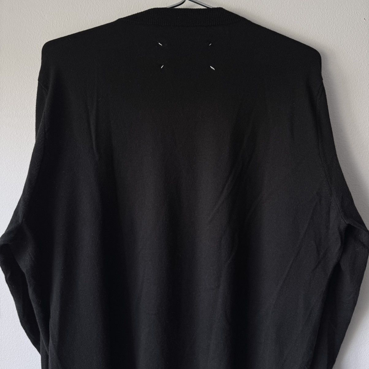Maison Margiela AW2015 Maison Margiela V-Neck Pullover Elbow Patch Knit Size US L / EU 52-54 / 3 - 6 Thumbnail
