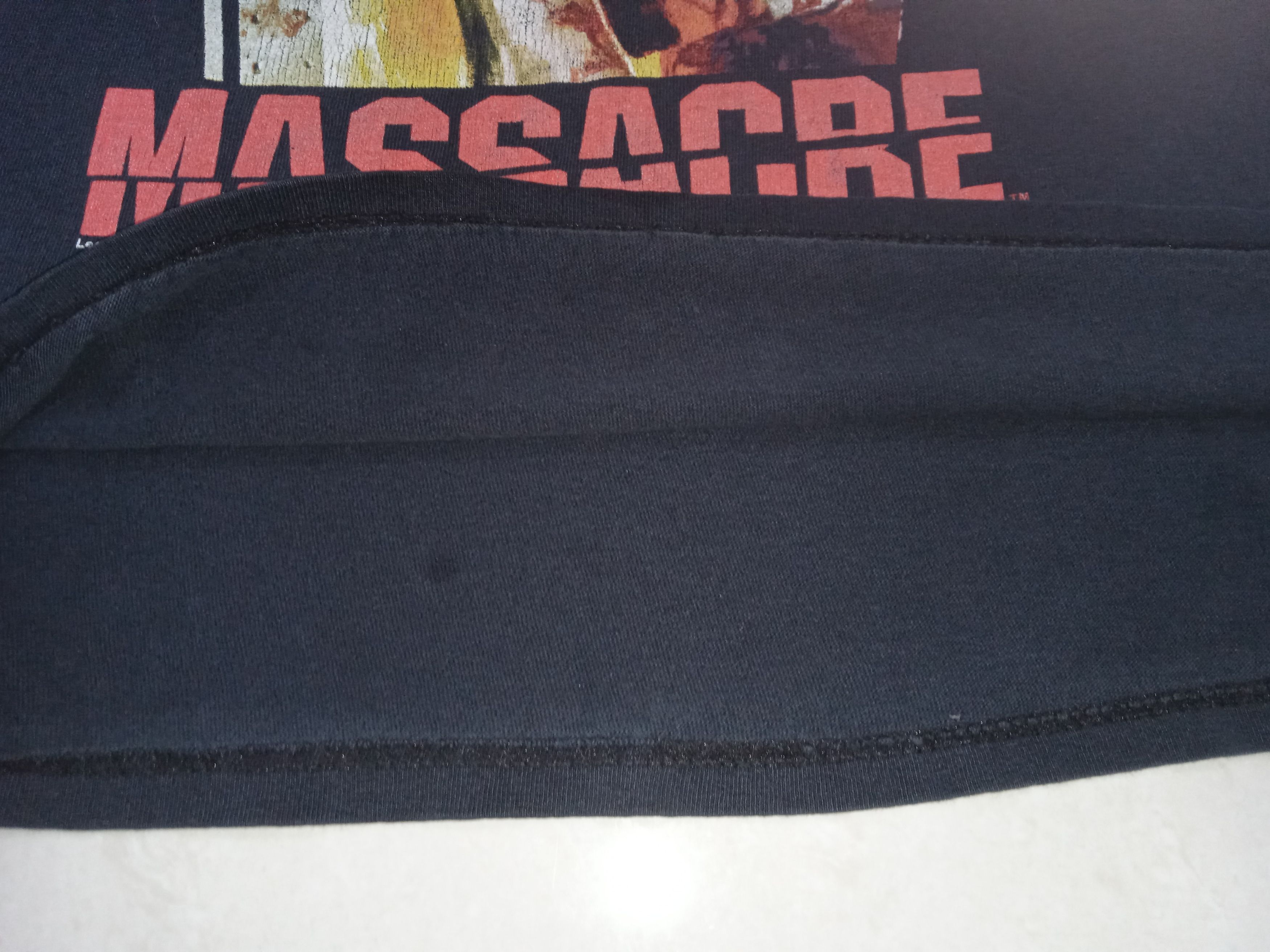 Vintage Vintage 2000s The Texas Chainsaw Massacre Horror T-Shirt Size US M / EU 48-50 / 2 - 6 Thumbnail