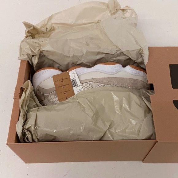 Adidas Adidas Yeezy - YEEZY Men's 500 Stone Taupe - US10.5 Size US 10.5 / EU 43-44 - 12 Thumbnail