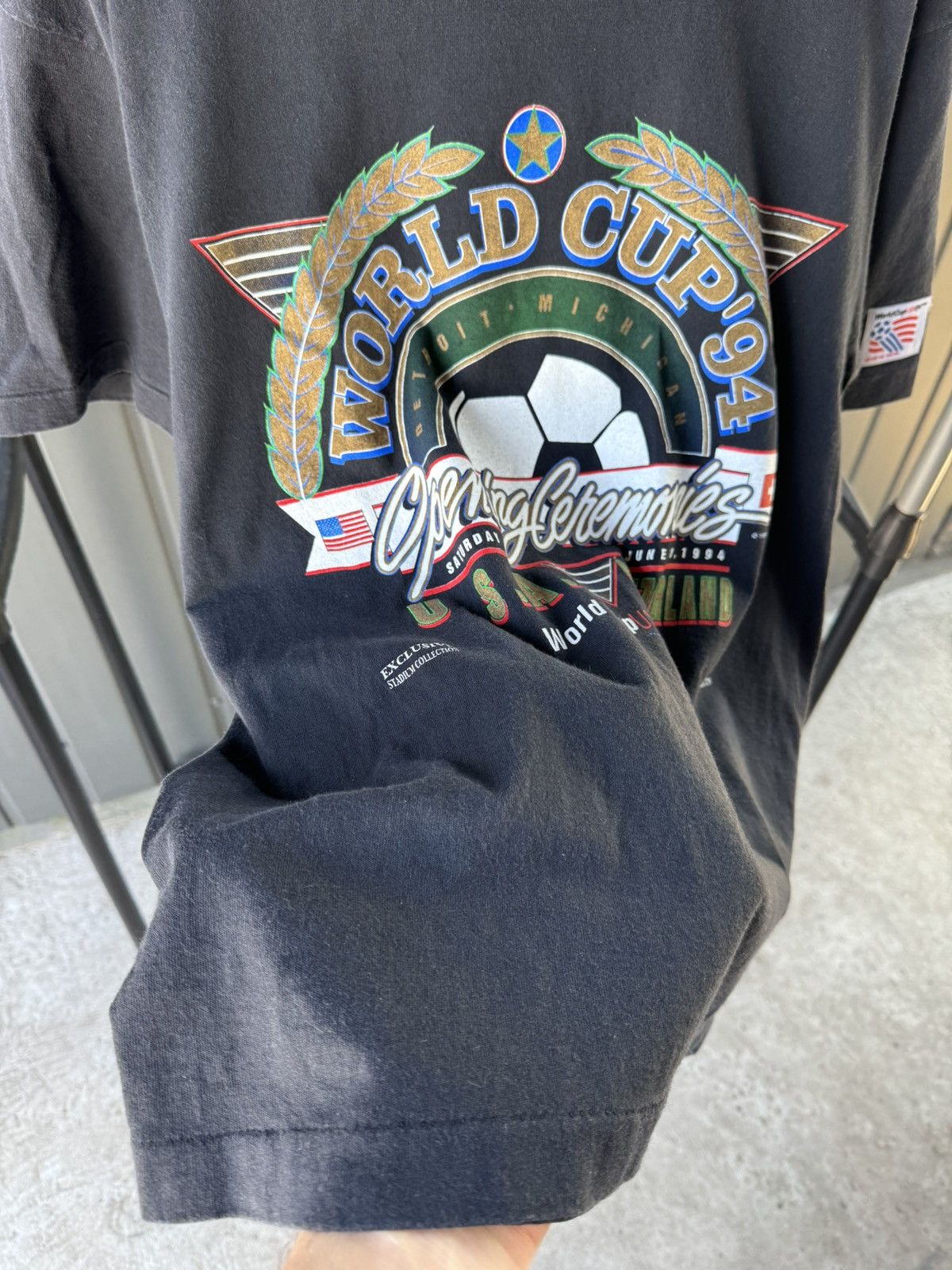 Vintage Vintage 1994 World Cup USA Trench T Shirt Switzerland Size US XL / EU 56 / 4 - 11 Thumbnail