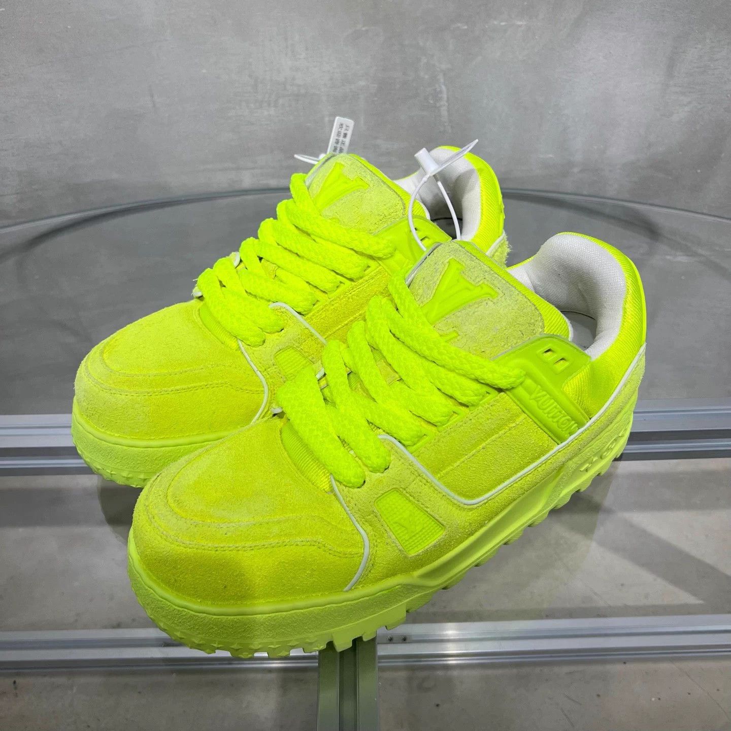 Louis Vuitton LV Trainer Maxi Fluorescent Green UK7 41 Size US 7 / EU 40 - 2 Thumbnail