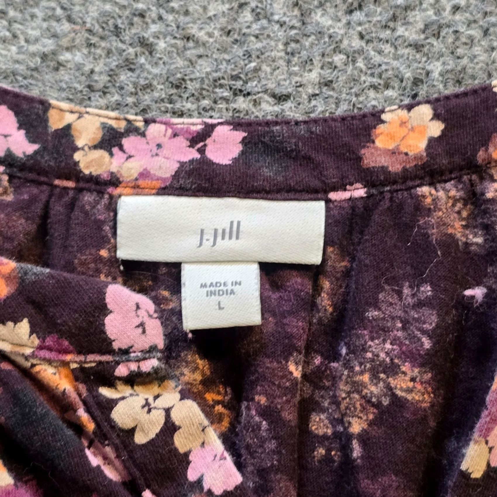 J. Jill J Jill Top Womens L purple burgundy Floral Button Front Casual Career Shirt Blouse Size L / US 10 / IT 46 - 3 Thumbnail