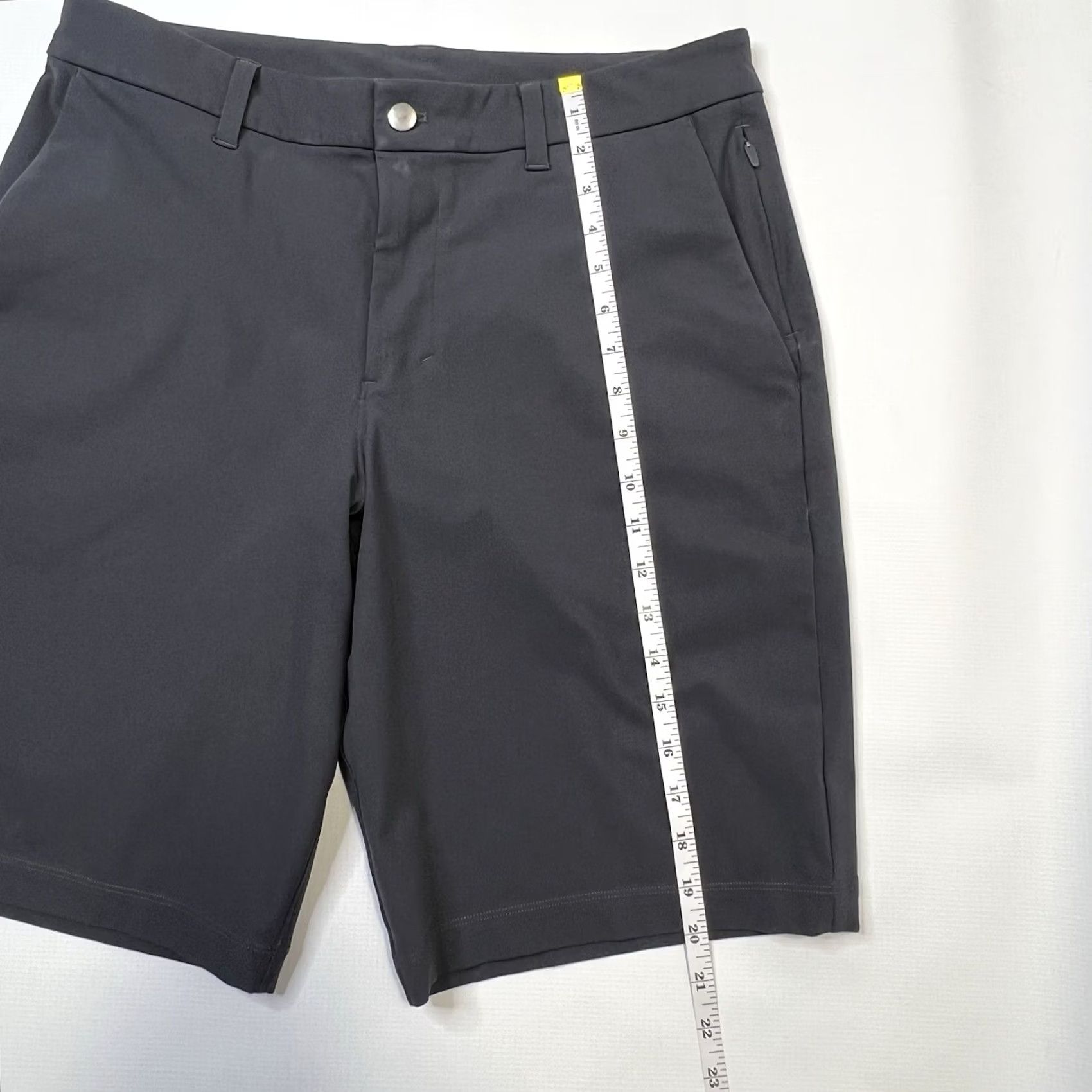 Lululemon Lululemon Commission Short Relaxed Warpstreme 11" M7A83S Men’s 32 Comfort Black Size US 32 / EU 48 - 2 Thumbnail