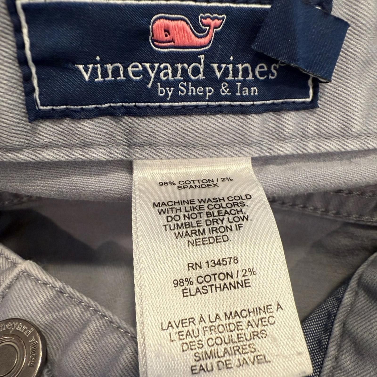 Vineyard Vines Vineyard Vines gray jeans distressed straight leg 34”x32” Size US 34 / EU 50 - 7 Thumbnail