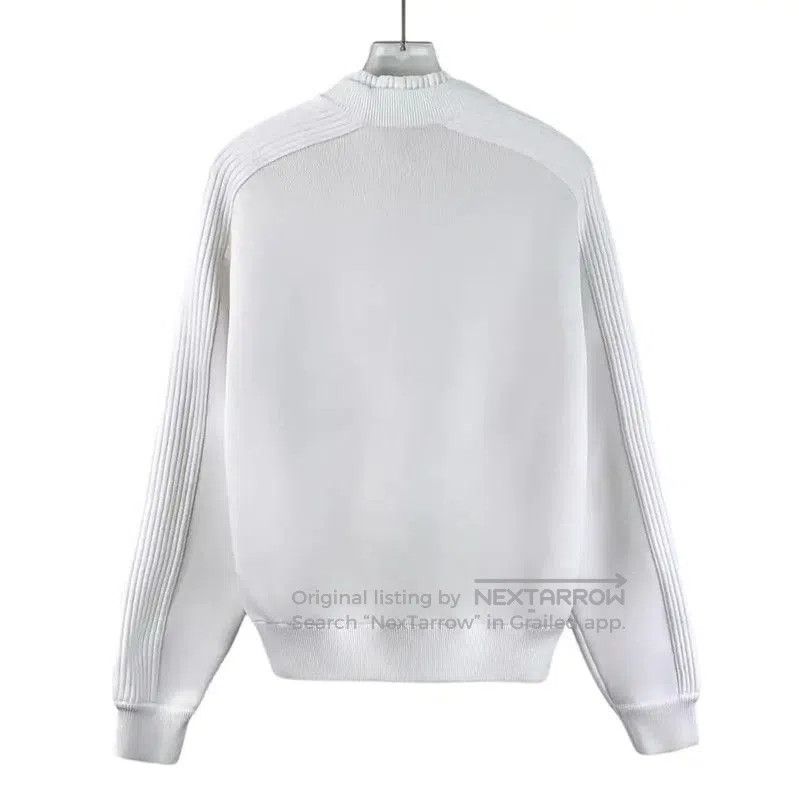 Louis Vuitton Louis Vuitton Women's XS White Sweatshirt . Size XS / US 0-2 / IT 36-38 - 2 Thumbnail
