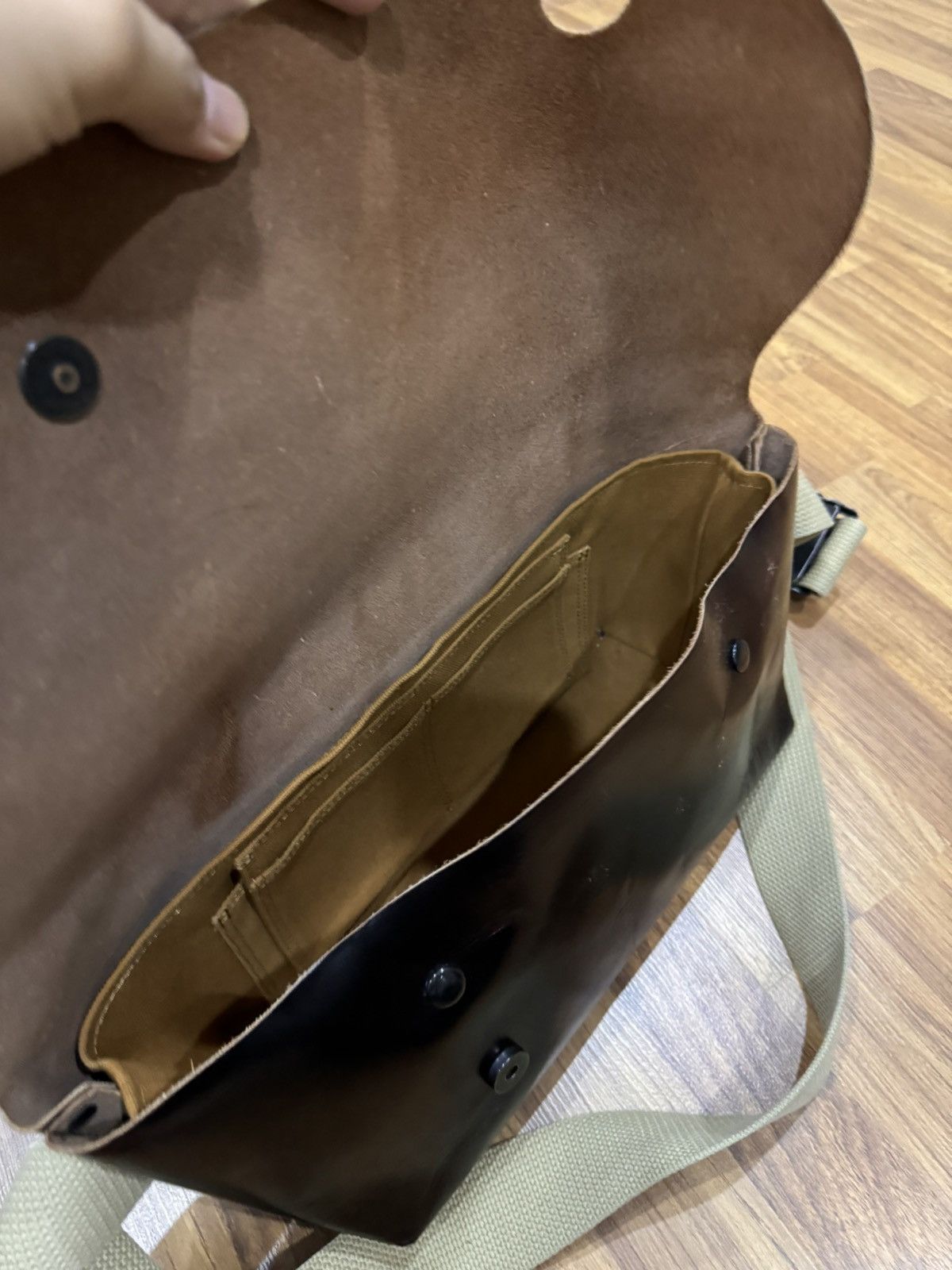Japanese Brand × Leather UNI&CO JAPAN FULLY LEATHER CROSSBACK BAG Size ONE SIZE - 13 Thumbnail