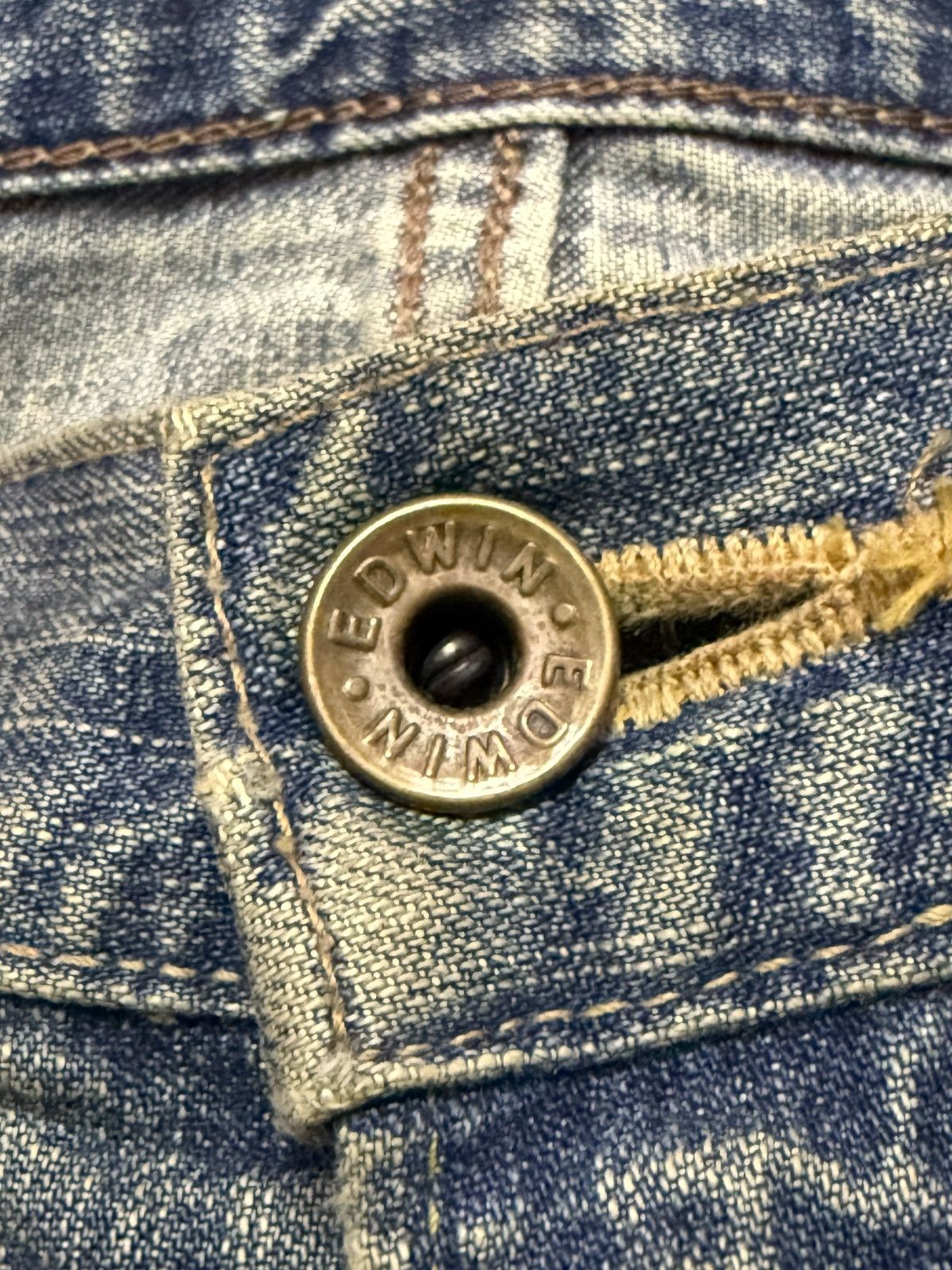 Edwin × Japanese Brand × Vintage Edwin 505 Mud Wash Selvedge Red Line Loose Straight Jeans Size US 31 - 23 Thumbnail