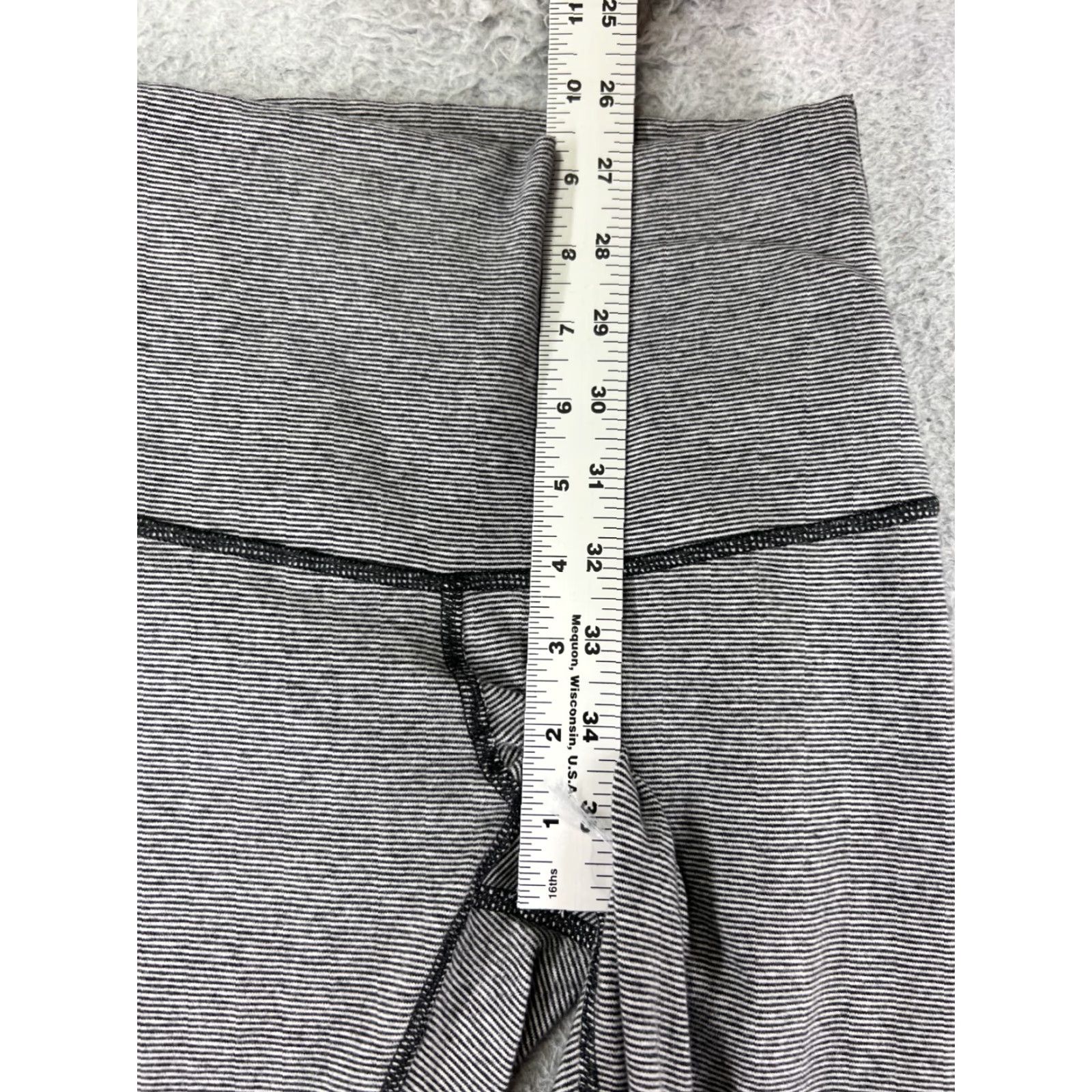 Lululemon Lululemon Pants Womens 0 Gray Black Stripe High Times Pant Dance Gym 29" Size 25" / US 0 / IT 36 - 7 Thumbnail