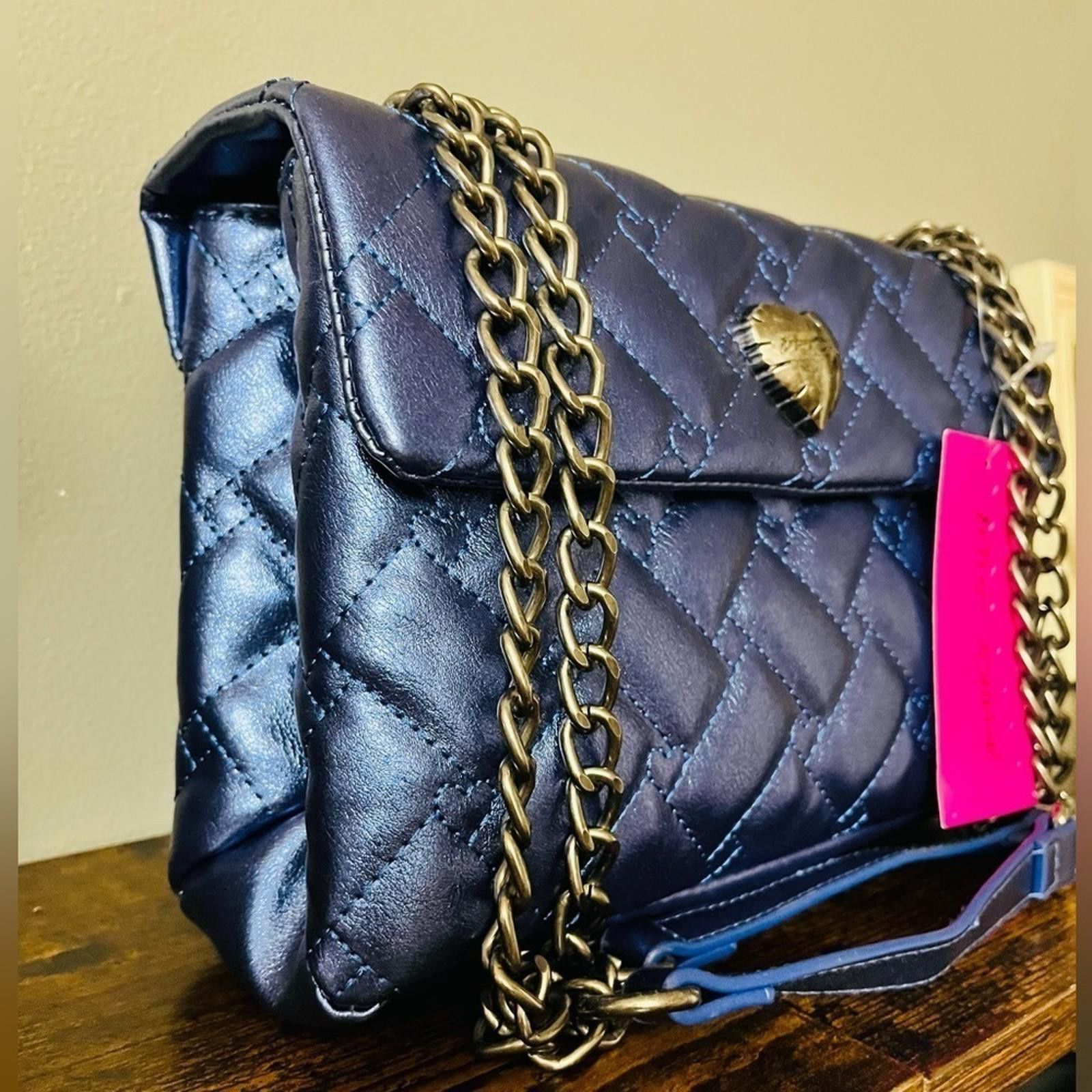 Betsey Johnson Betsey Johnson XO Maze Shoulder Bag Size ONE SIZE - 1 Thumbnail