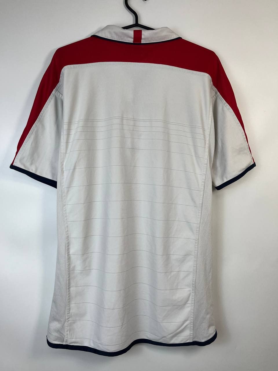 Umbro National Team England Umbro 2004 Home Football Shirt Size M Size US M / EU 48-50 / 2 - 3 Thumbnail