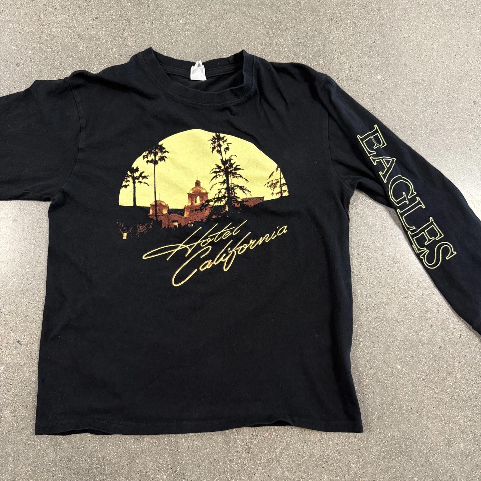 Other Official EAGLES Hotel California Long Sleeve Tour Shirt - M Size US M / EU 48-50 / 2 - 1 Thumbnail