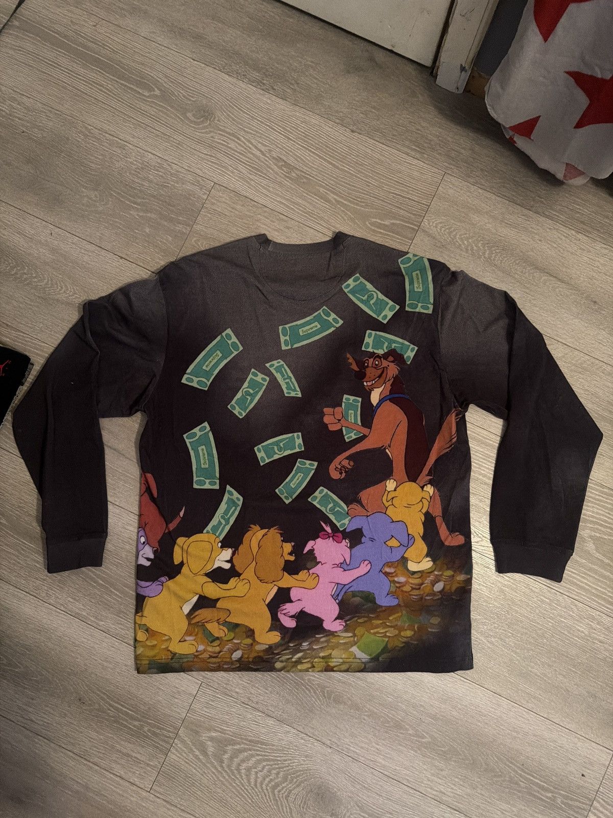 Supreme FW25 Supreme all dogs go to heaven longsleeve Size US M / EU 48-50 / 2 - 1 Thumbnail