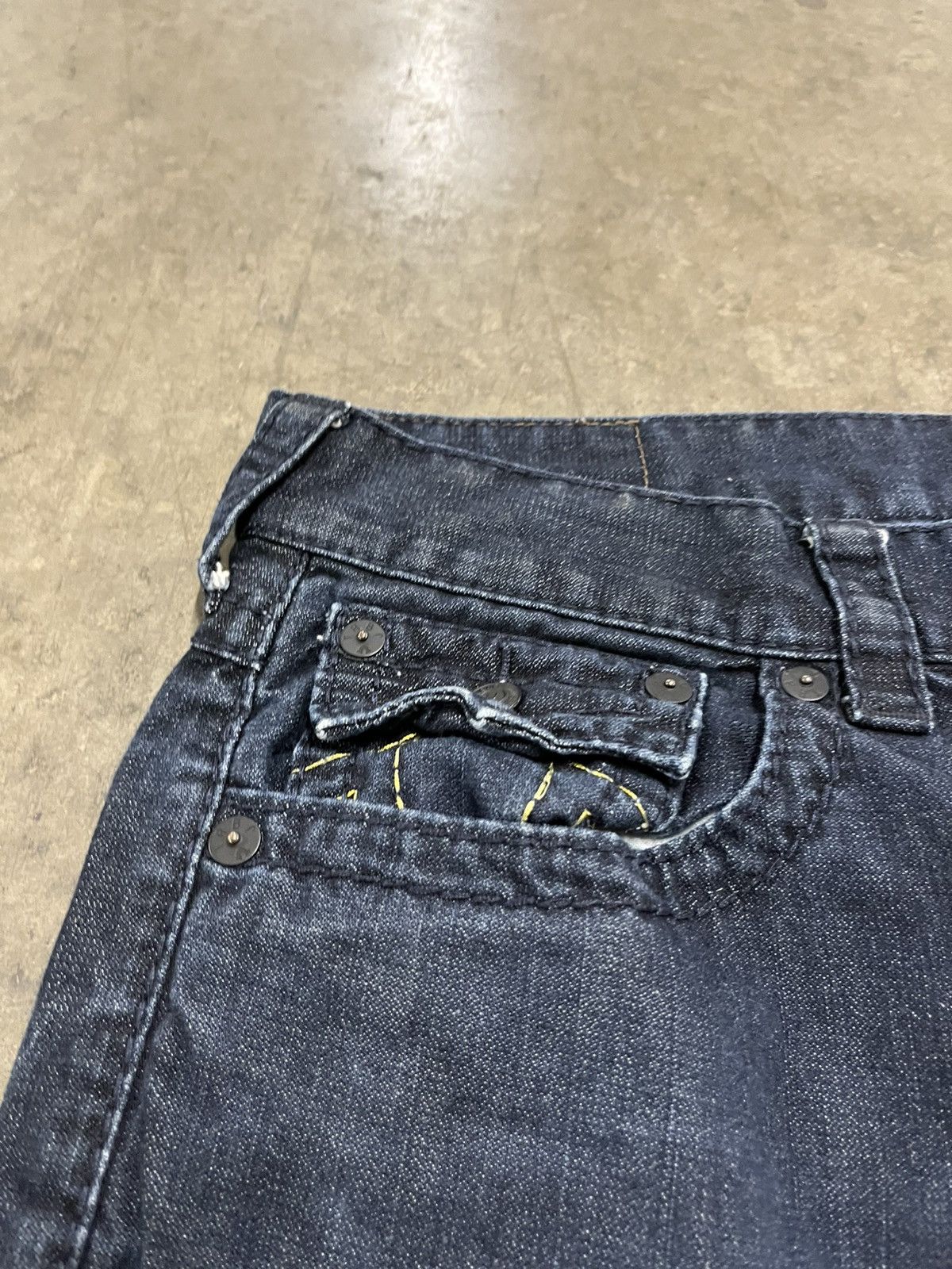 True Religion × Vintage True religion y2k baggy fit denim skater hype streetwear Size US 34 / EU 50 - 8 Thumbnail