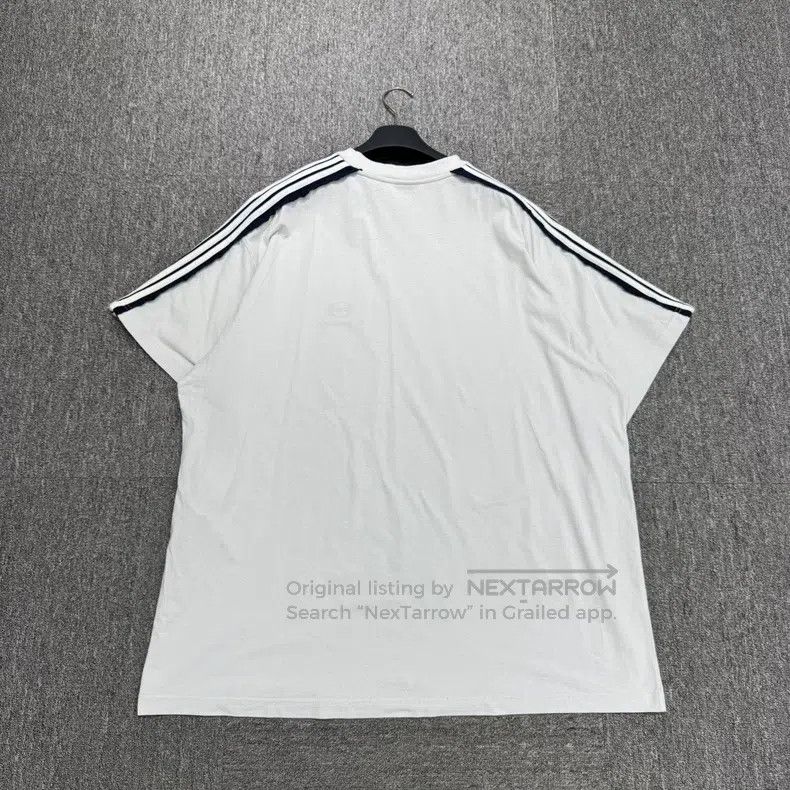 Balenciaga Balenciaga Double Ring Embroidered Short Sleeve Size US L / EU 52-54 / 3 - 5 Thumbnail