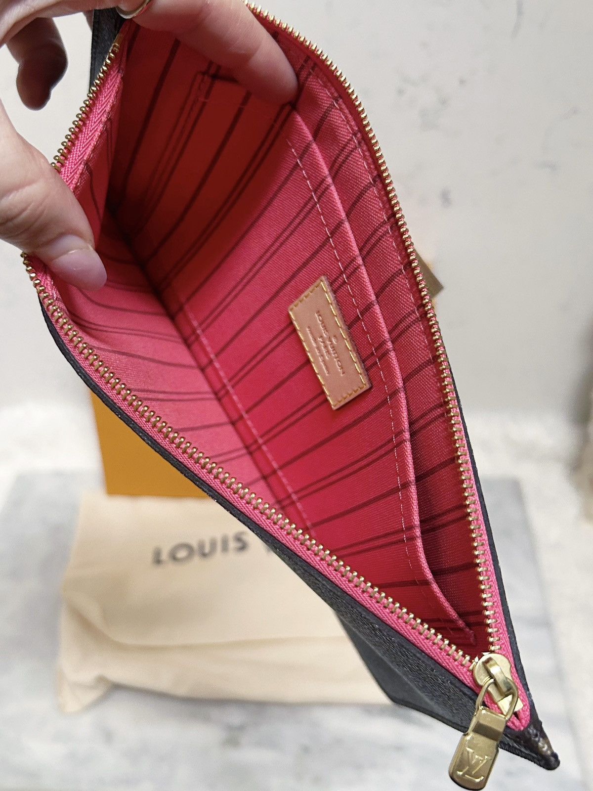 Louis Vuitton Auth. Louis Vuitton Limited Ed. Ramages Neverfull Pochette Size ONE SIZE - 10 Thumbnail