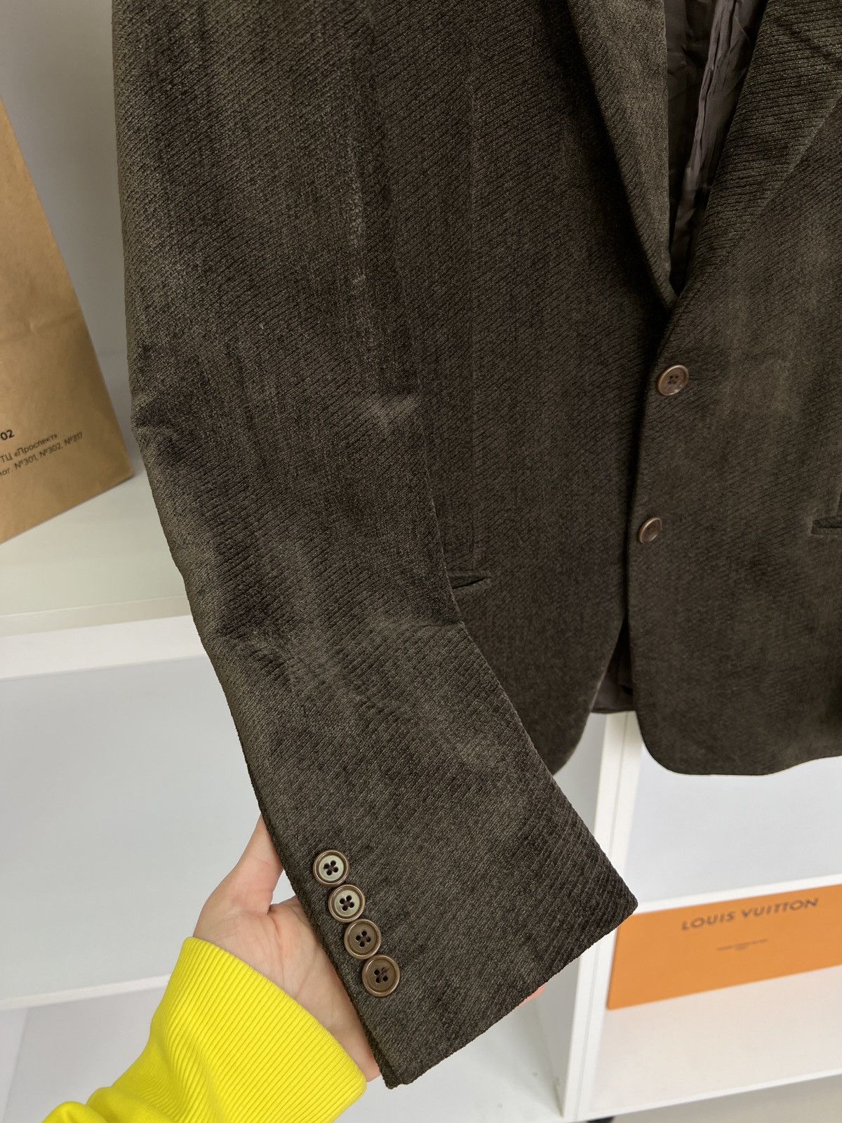 Armani × Designer × Vintage Vintage Armani Collezioni blazer Size US M / EU 48-50 / 2 - 6 Thumbnail