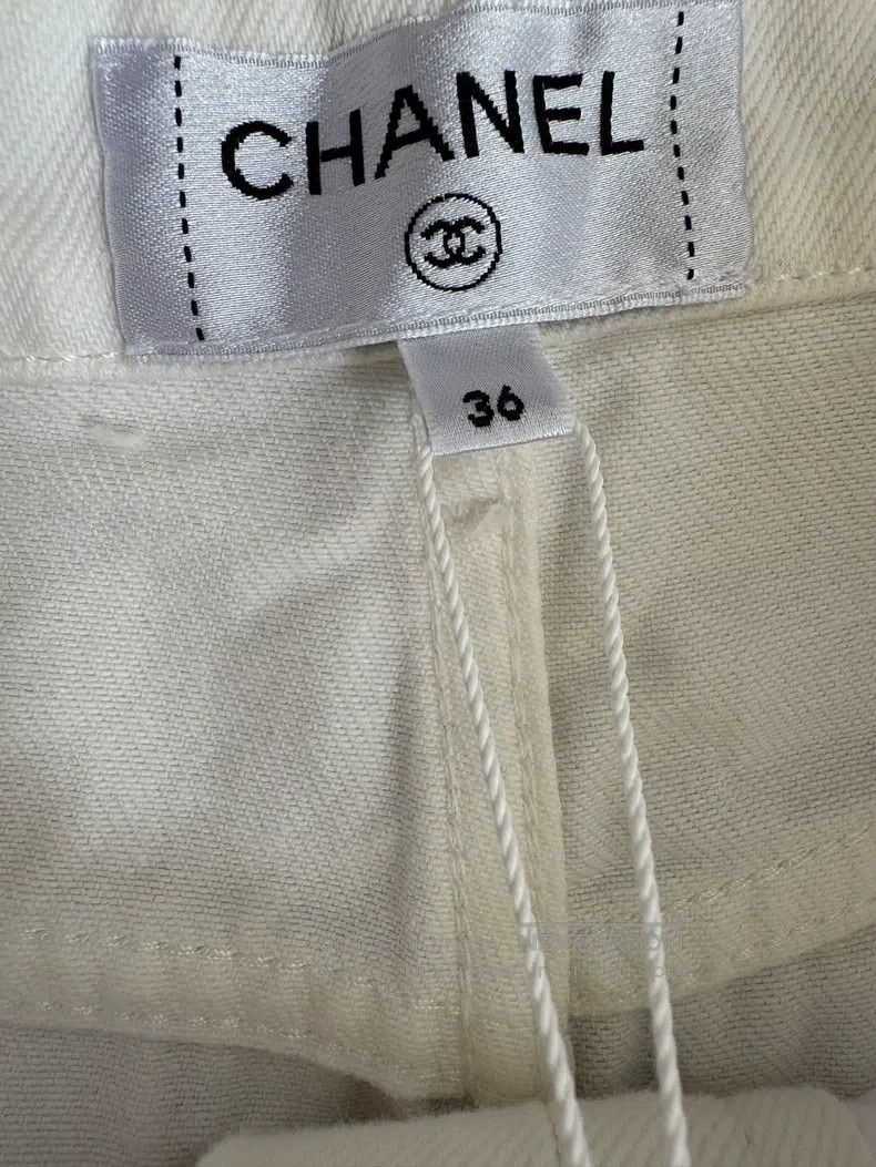 Chanel Chanel White pearl sequined tassel jeans Size 24" / US 00 / IT 34 - 3 Thumbnail