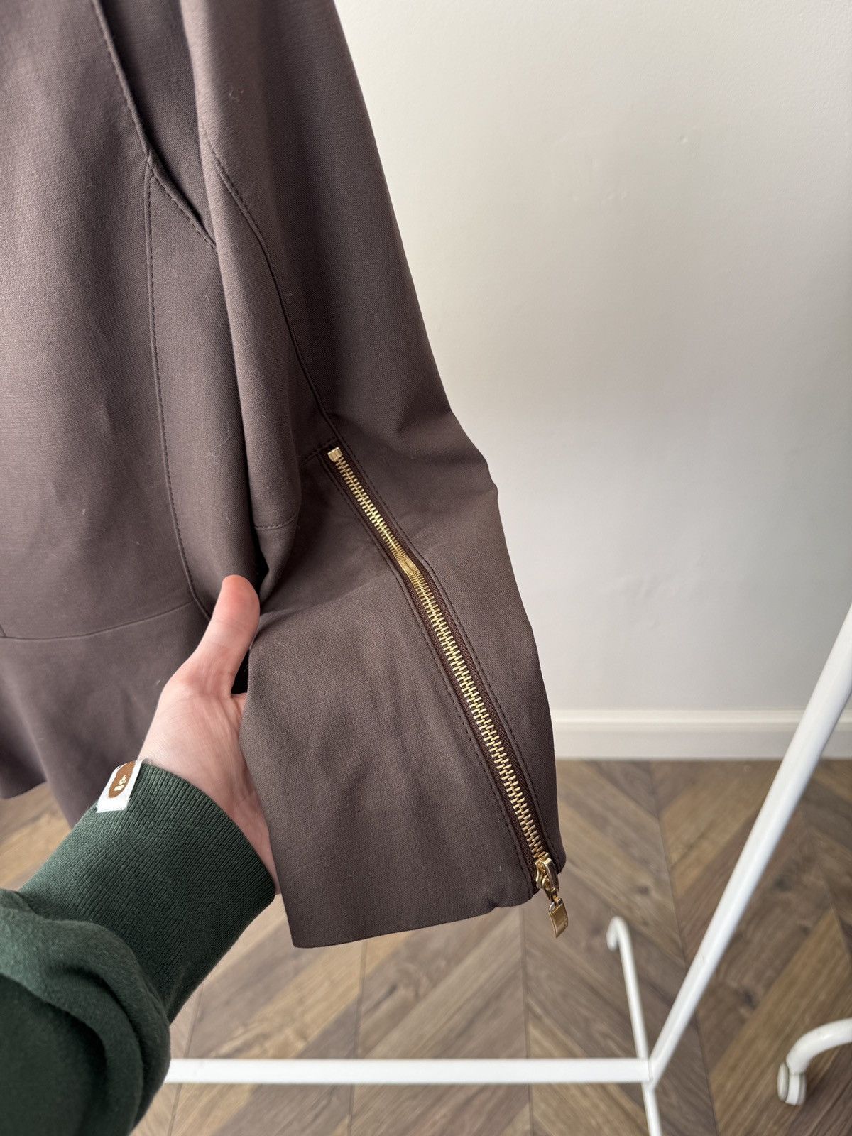 Escada ESCADA Brown Cropped Jacket Blazer Zip Front Women’s Size XS / US 0-2 / IT 36-38 - 8 Thumbnail