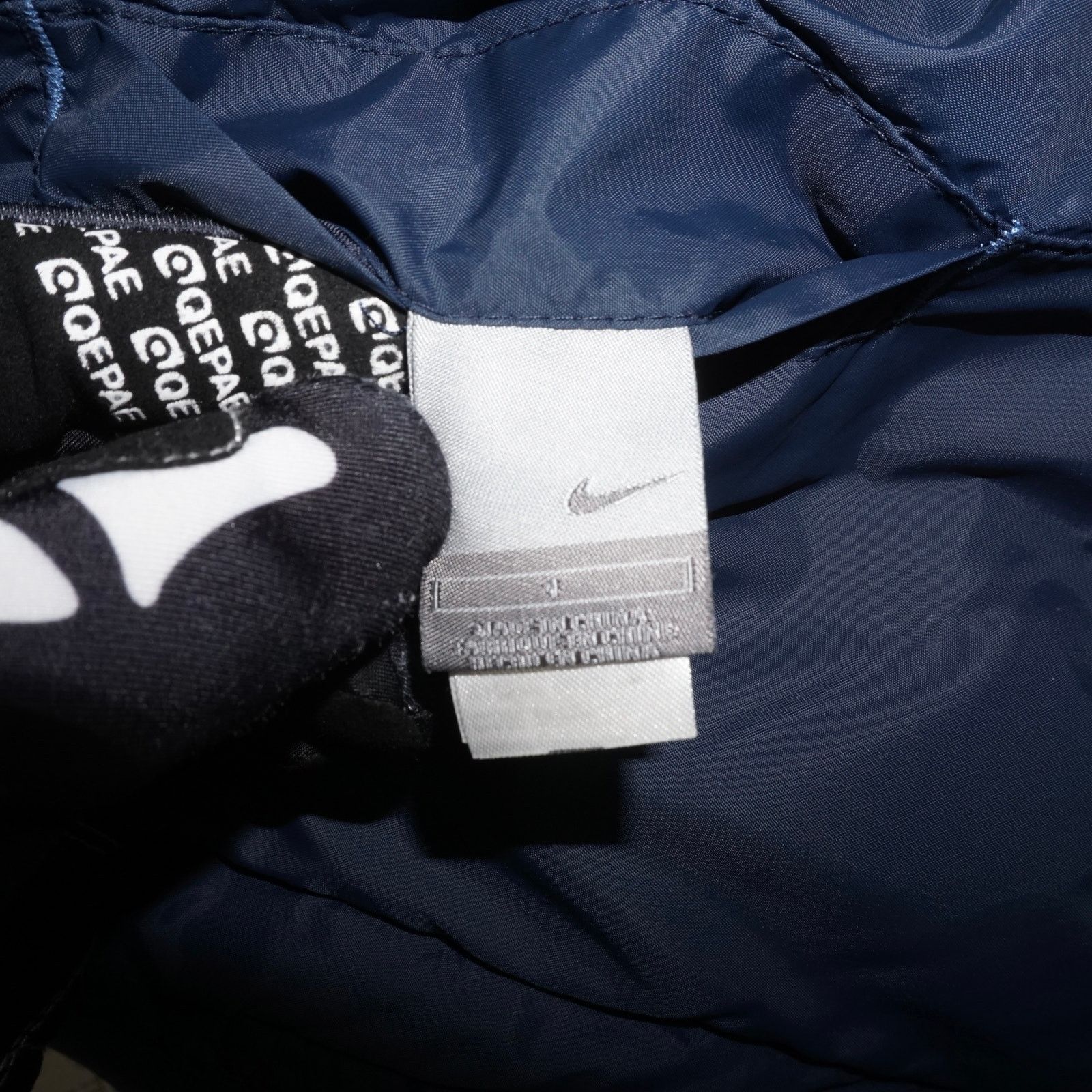 Nike 4 - Vintage Y2K nike zip up 2000s puffer jacket reversible Size S / US 4 / IT 40 - 6 Thumbnail