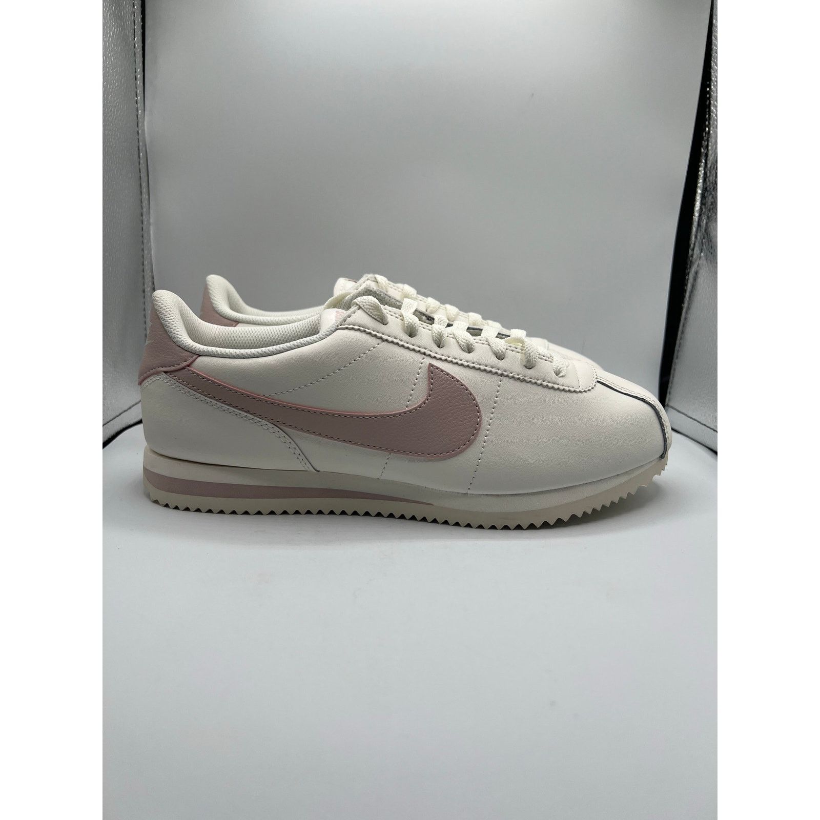 Nike Nike Cortez “Sail/Silt Red” size 9.5 women’s Size US 9.5 / IT 39.5 - 3 Thumbnail