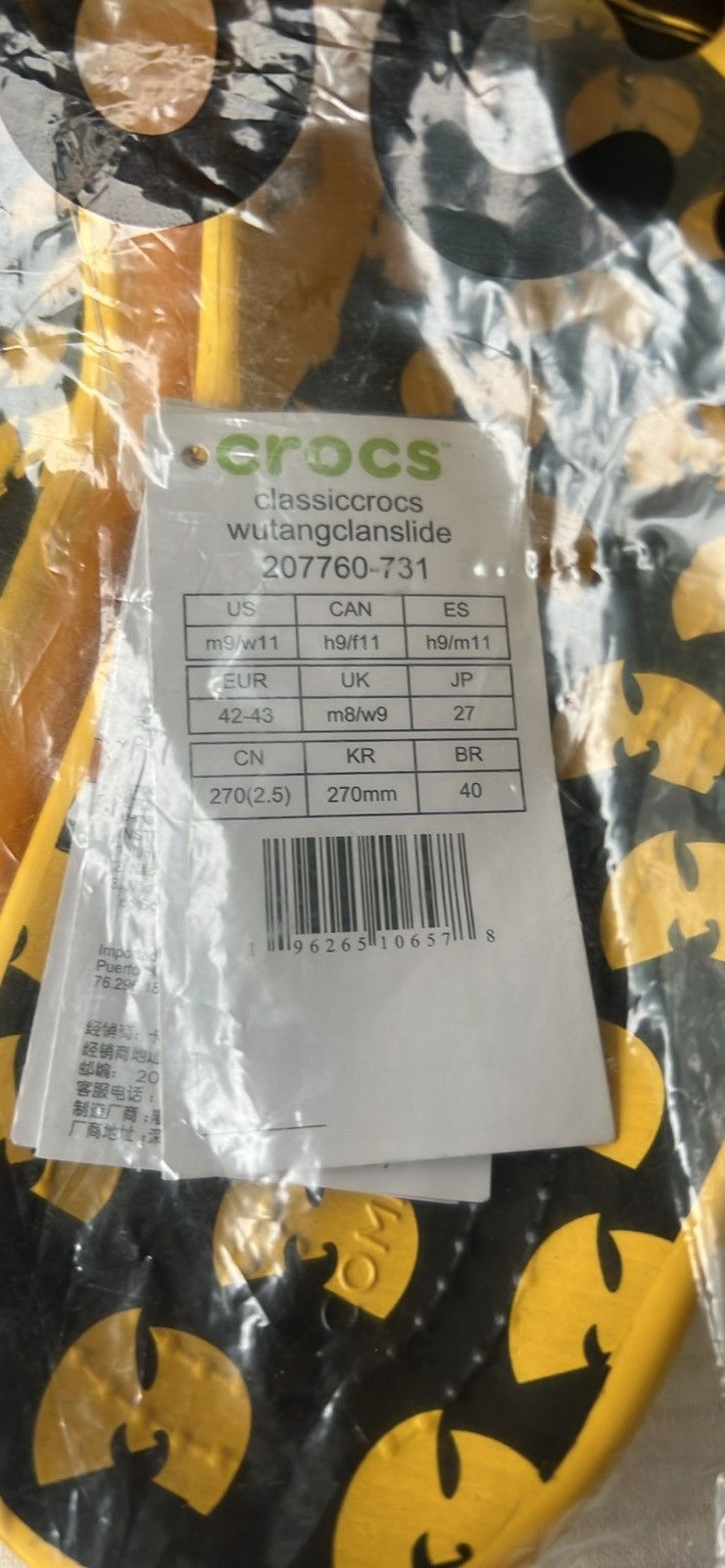 image of Wu-Tang Clan Crocs Size 9 Shoes in Black, Men's