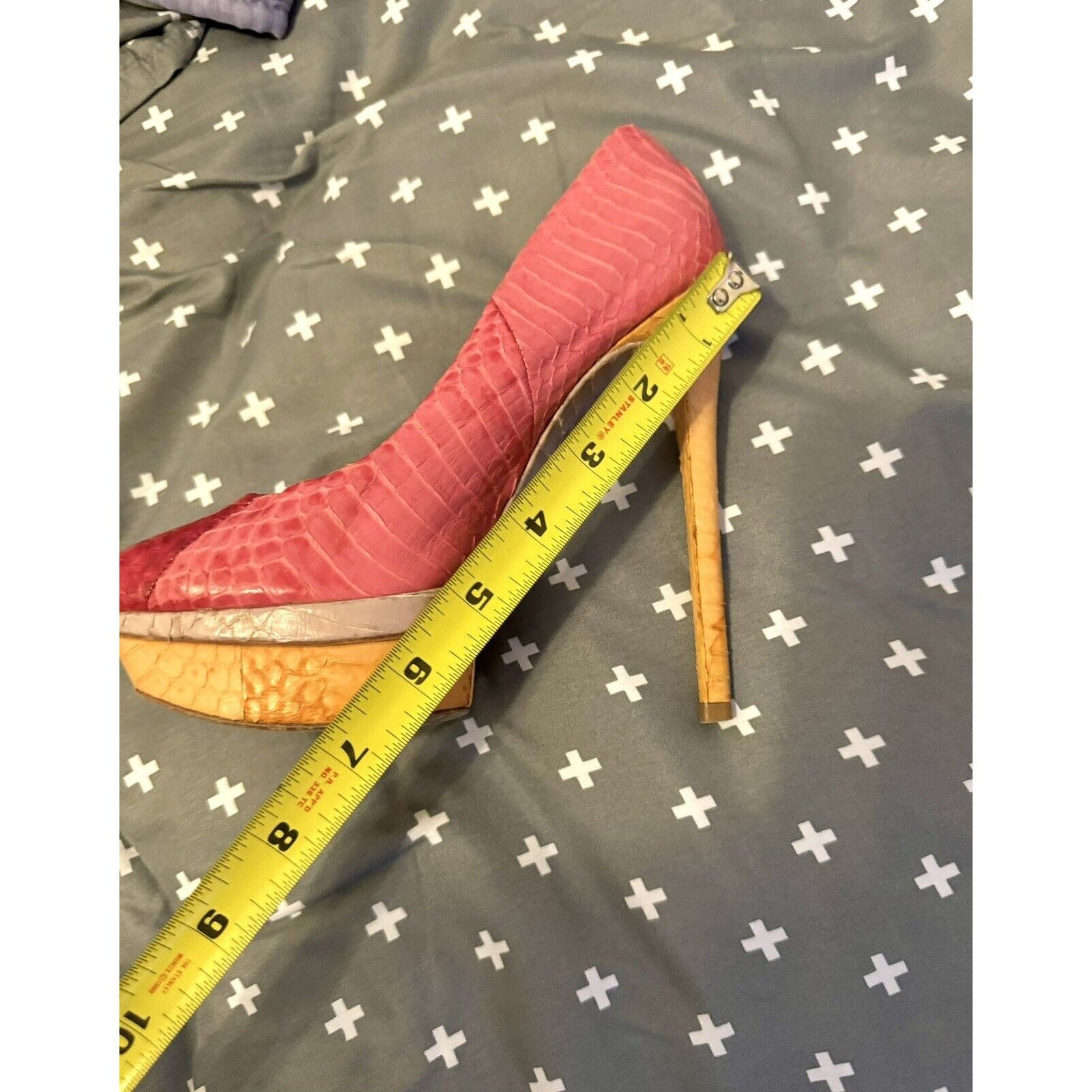 Brian Atwood Brian Atwood Pink Snakeskin Platform Pumps Heels - Size US6 Size US 6 / IT 36 - 14 Thumbnail