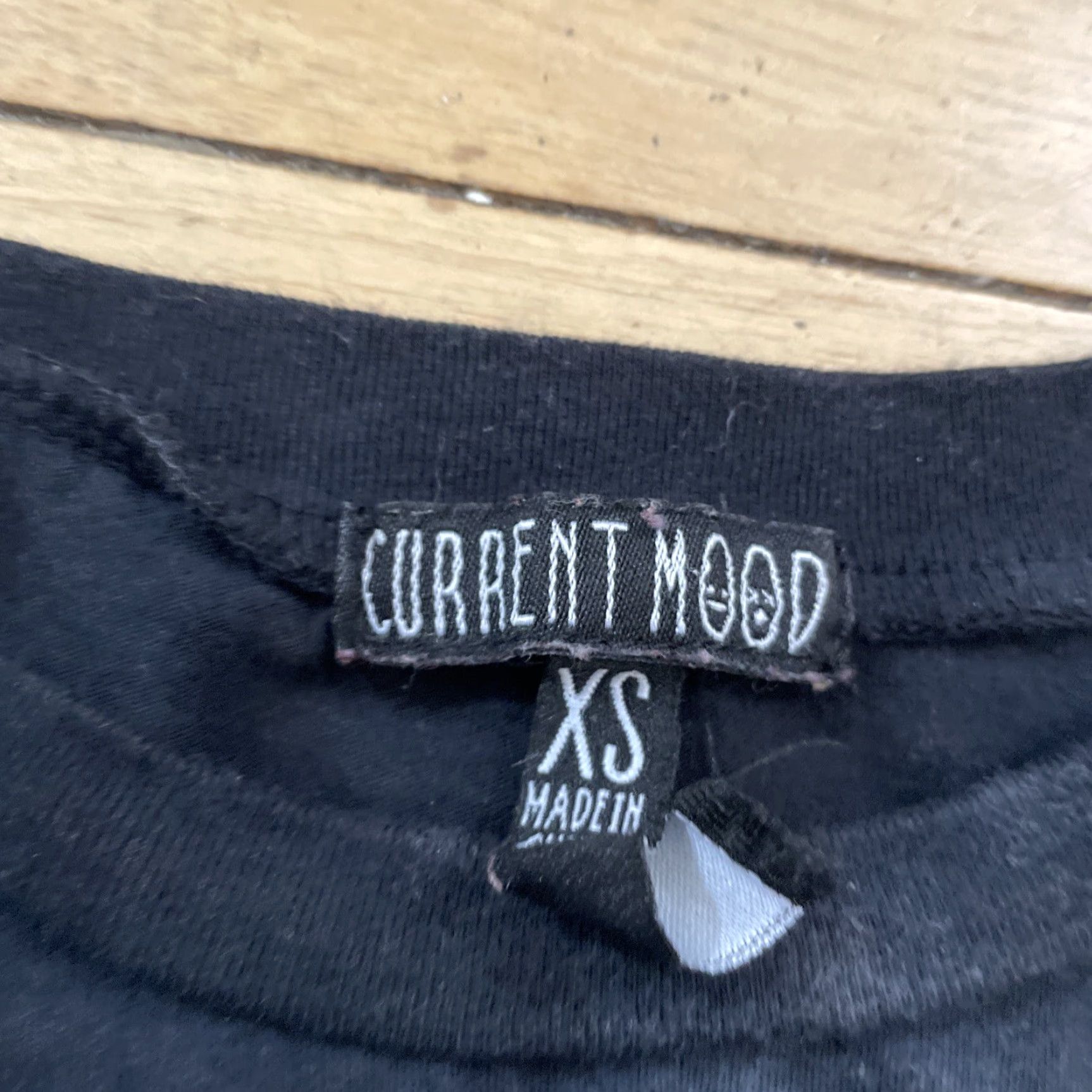Current Mood CURRENT MOOD Alien Spaced Out T Shirt Graphic Tee Black Blue Tie Dye Crew Neck XS fits L Men Shirt Size US L / EU 52-54 / 3 - 4 Thumbnail