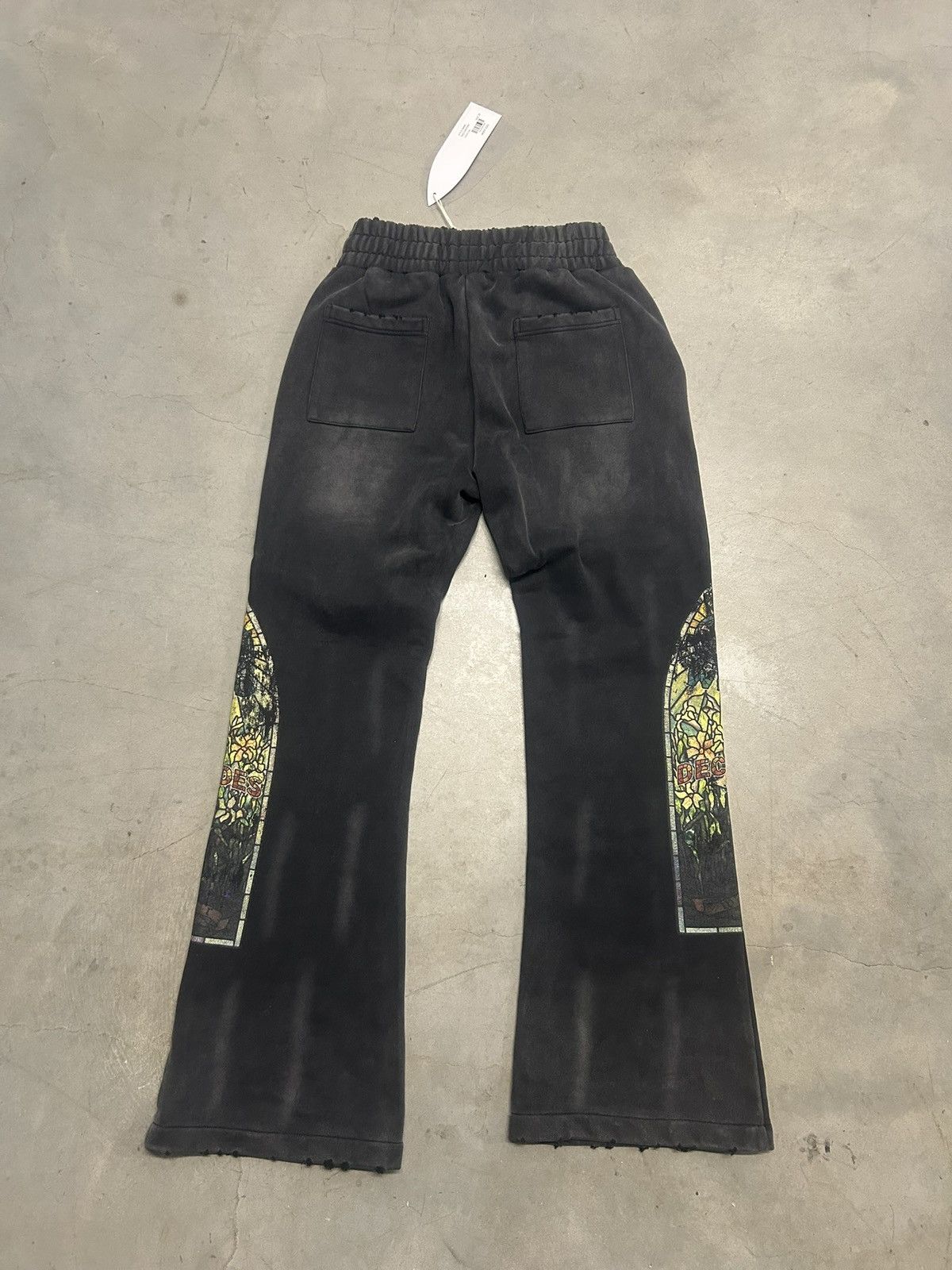 Who Decides War Who Decides War Black Faded Flared Sweatpants 30 (Small) New Size US 30 / EU 46 - 4 Thumbnail
