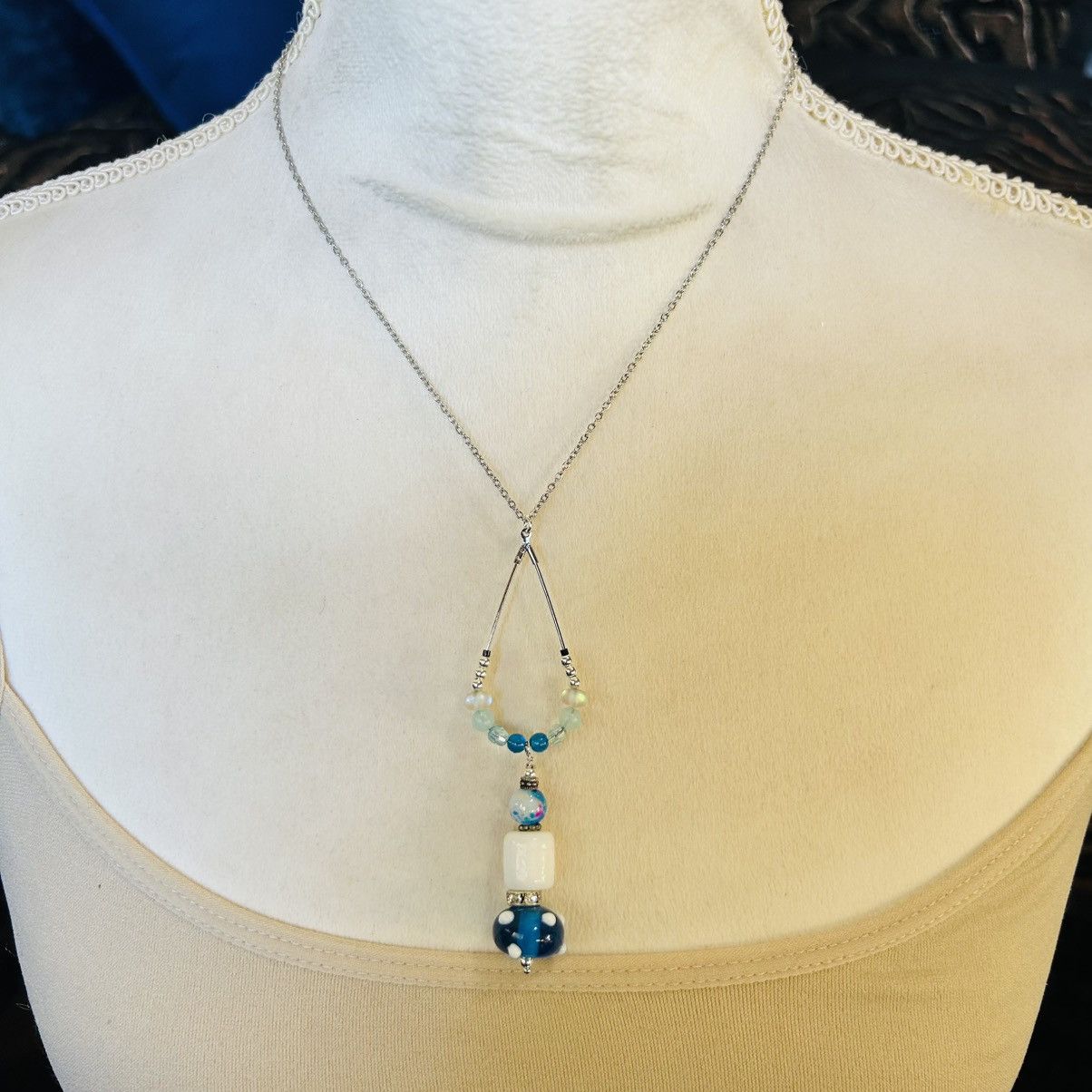 Handmade Handcrafted vintage bead changeable charm pendant necklace Size ONE SIZE - 3 Thumbnail
