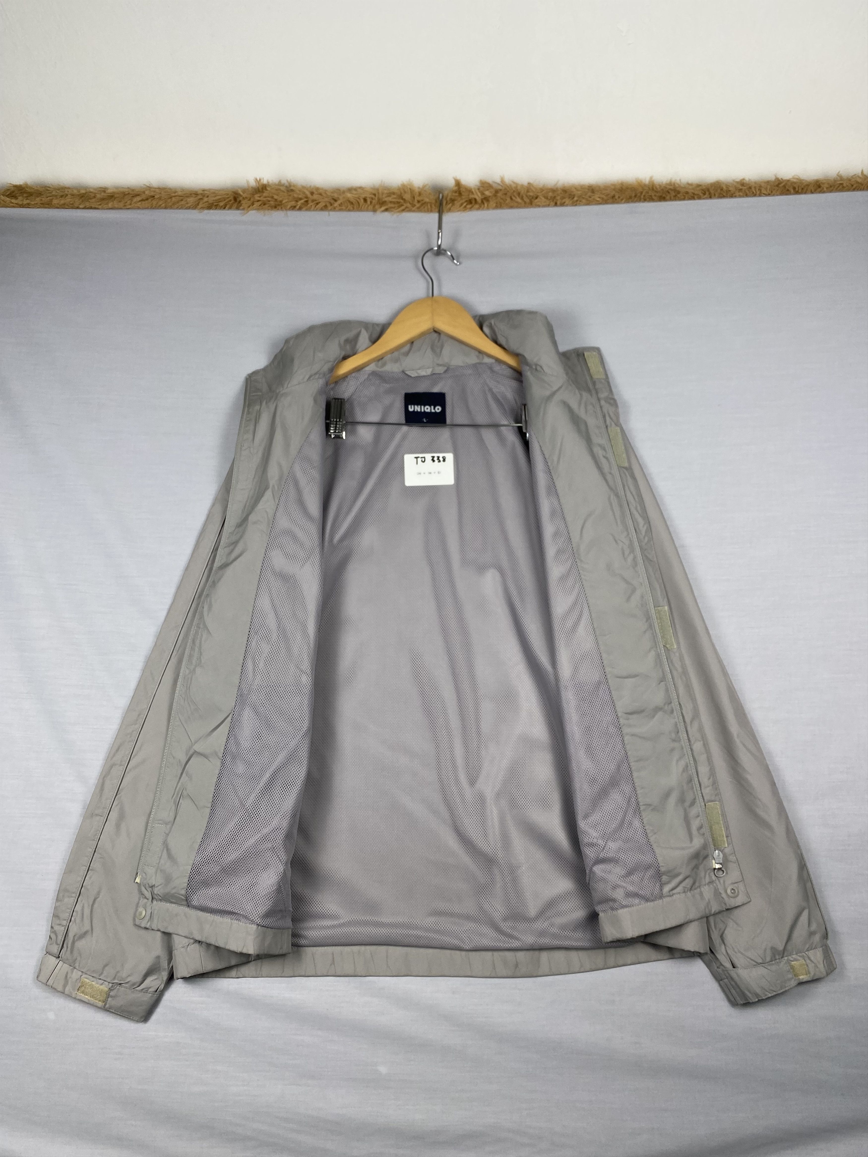 Uniqlo Vintage Uniqlo Zip Up Light Jacket Size US L / EU 52-54 / 3 - 3 Thumbnail