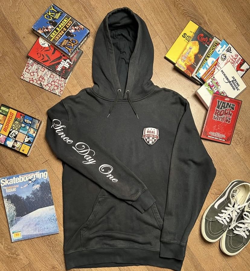 Vans Real skateboards x vans since day one hoodie Size US L / EU 52-54 / 3 - 1 Thumbnail