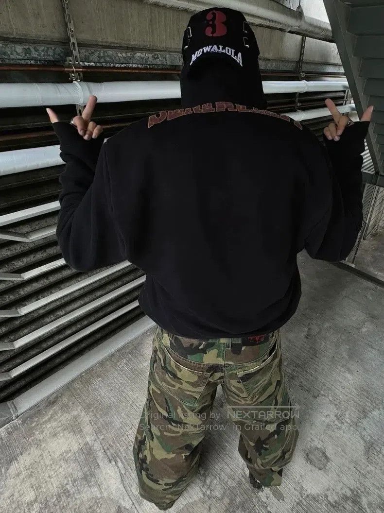 Vetements Vetements Asymmetric Black Cut-Out Hoodie Size US XS / EU 42 / 0 - 4 Thumbnail