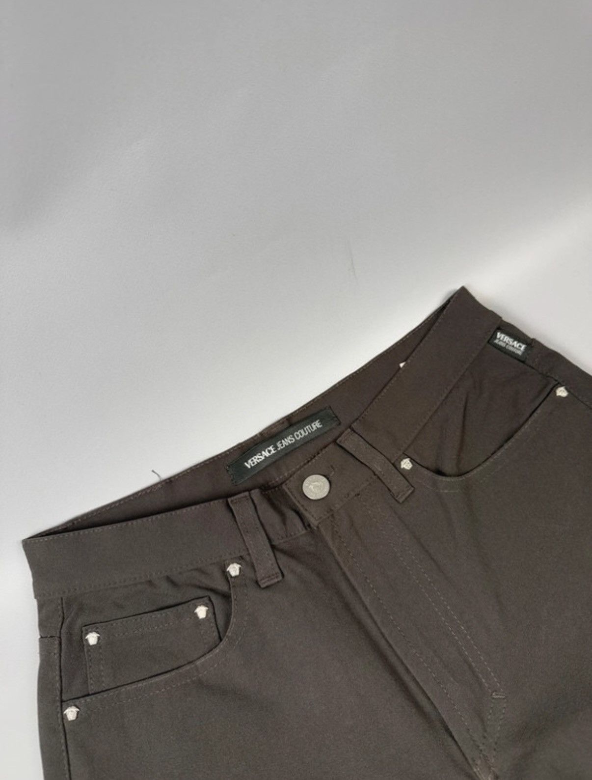 Versace Versace pants casual brown size w38 Size US 38 / EU 54 - 12 Thumbnail