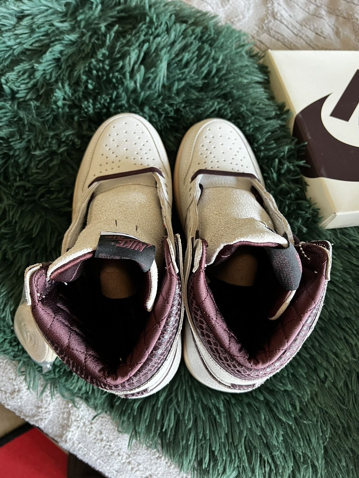 Jordan Brand A Ma Maniére x Air Jordan 1 High OG ‘Airness’ Size 8 Size US 8 / EU 41 - 5 Thumbnail