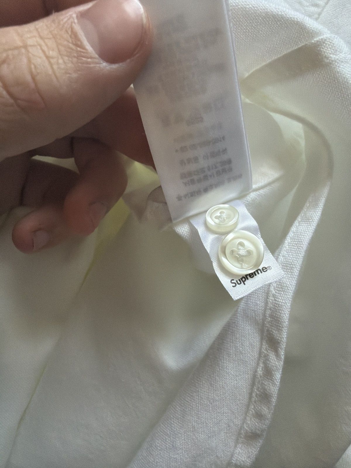 Supreme Supreme button up shirt, brand, new size large! Size US L / EU 52-54 / 3 - 7 Thumbnail