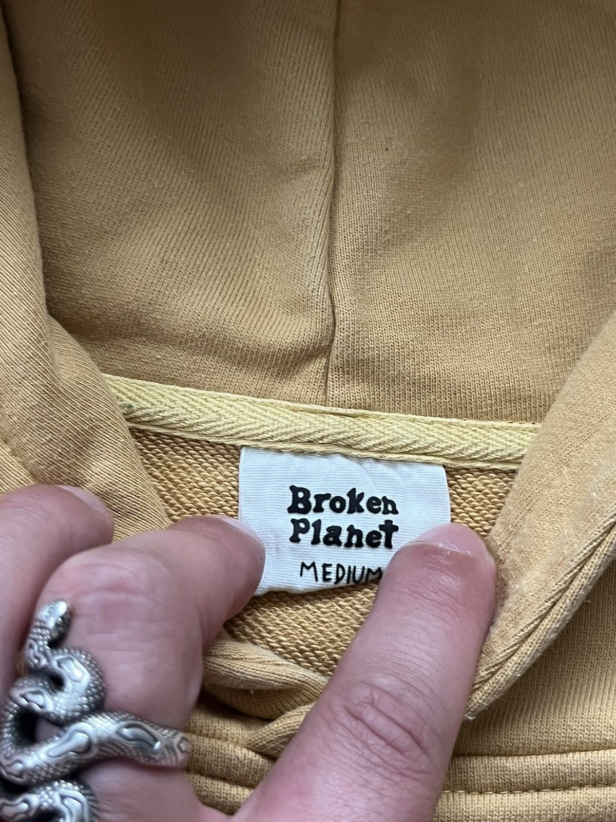 Broken Planet Broken Planet “So Much Chaos Find Your Balance ” Hoodie Size US M / EU 48-50 / 2 - 8 Thumbnail