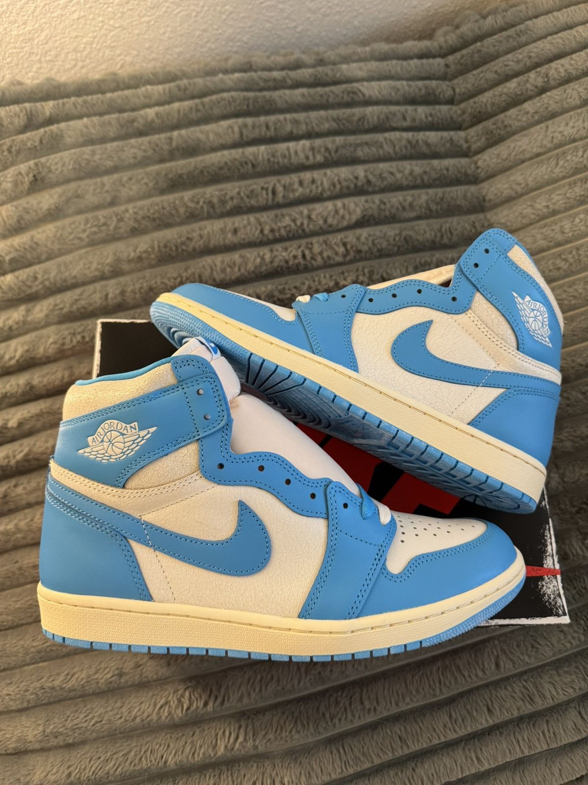 Jordan Brand Size 10.5-Jordan 1 UNC reimagined Size US 10.5 / EU 43-44 - 2 Thumbnail