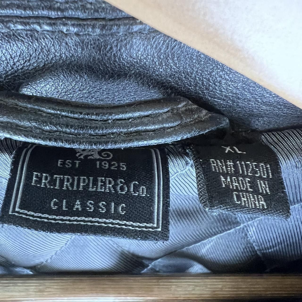 Vintage FR TRIPLER & Co CLASSIC leather jacket size XL leather Size US XL / EU 56 / 4 - 5 Thumbnail