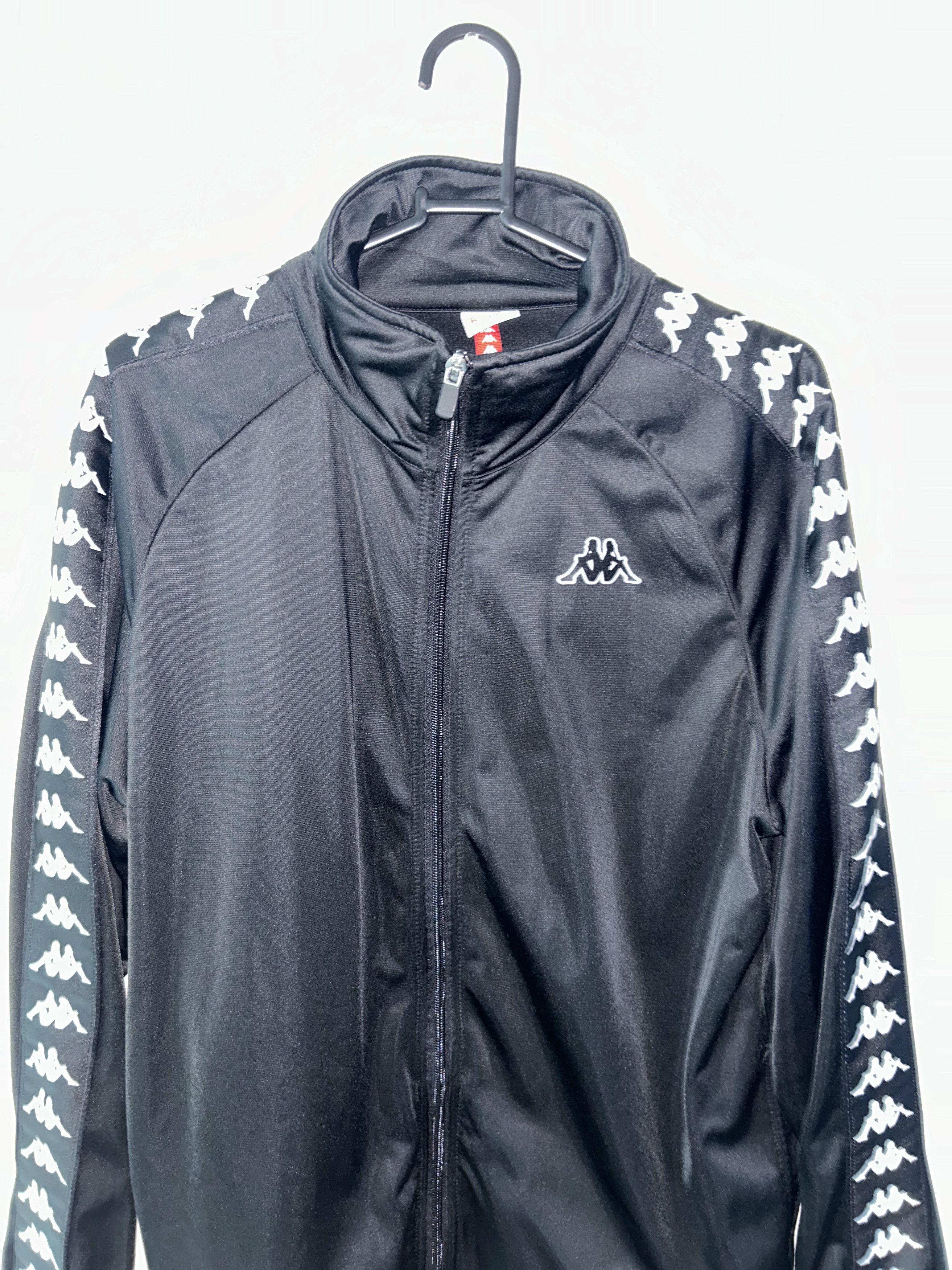 Kappa Kappa Jacket Black Full Zip Sleeve Repeating Logo Size US L / EU 52-54 / 3 - 1 Thumbnail