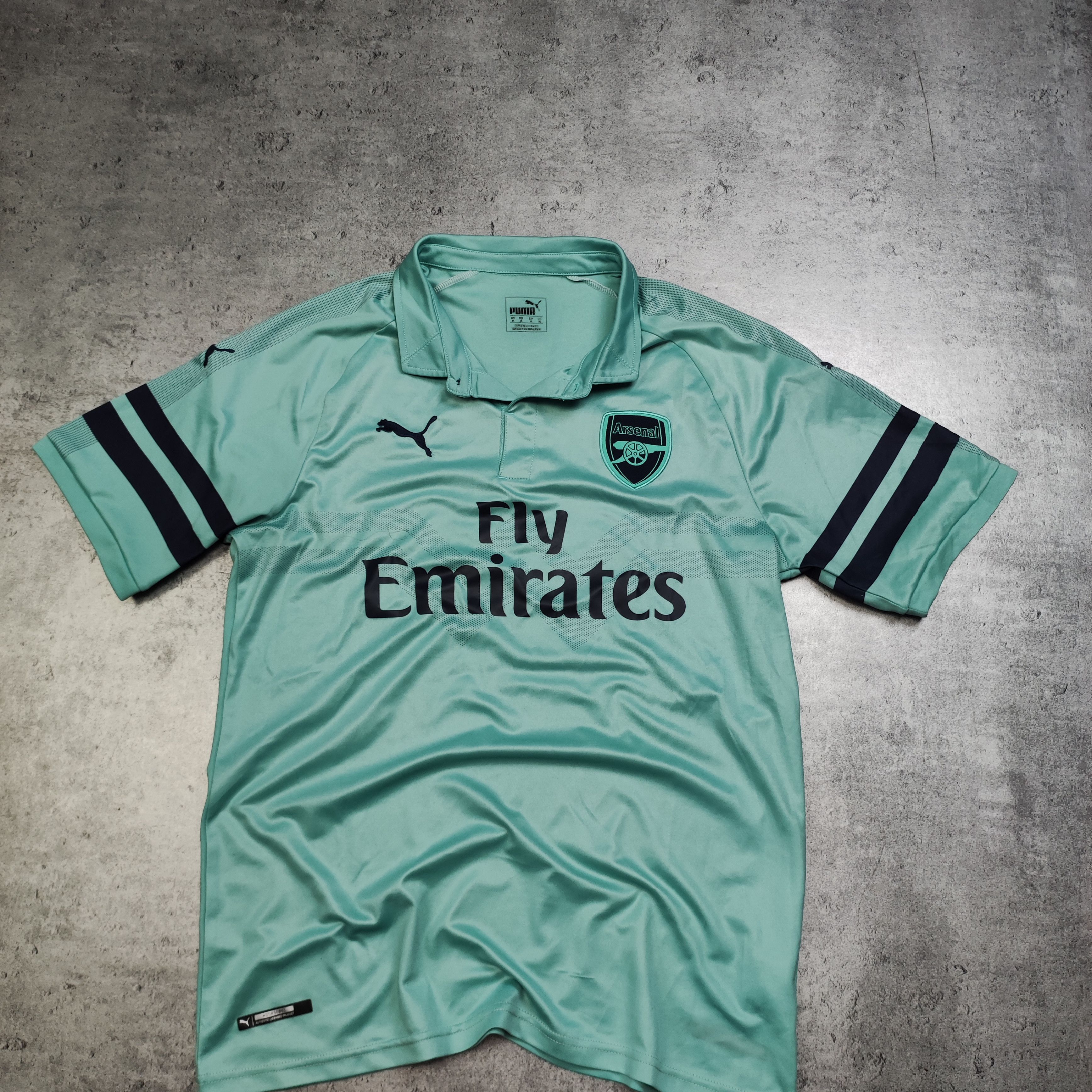 Puma RARE Puma x Arsenal London Third 2018 Football Jersey Size US M / EU 48-50 / 2 - 2 Thumbnail