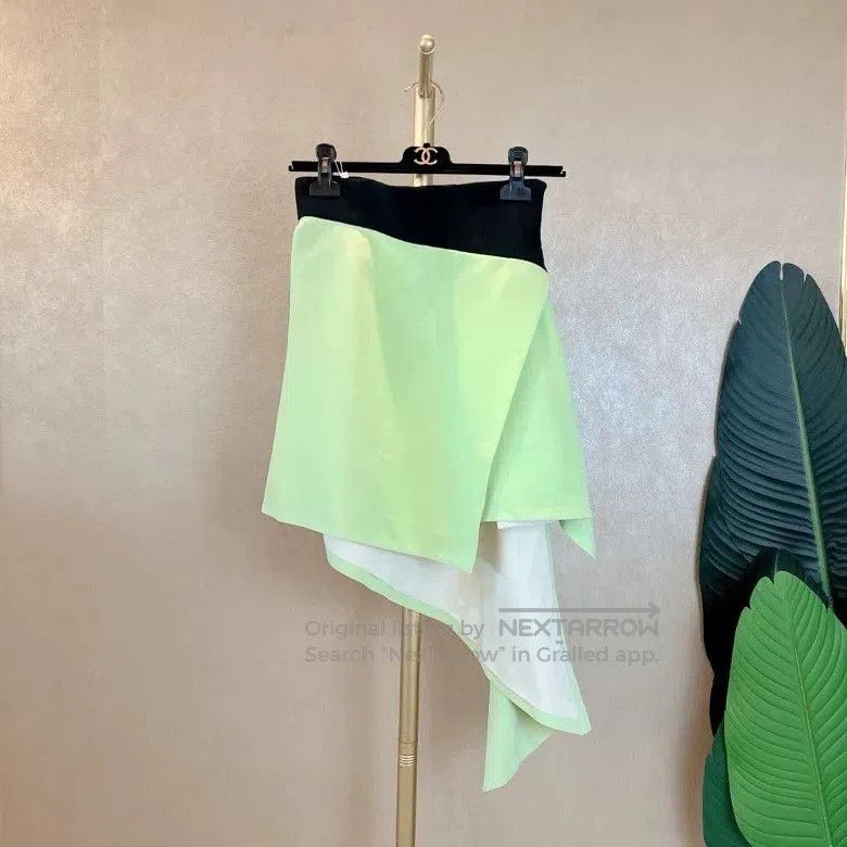 Other FAUSTO PUGLISI Green Asymmetric Skirt. Size 35" - 1 Thumbnail