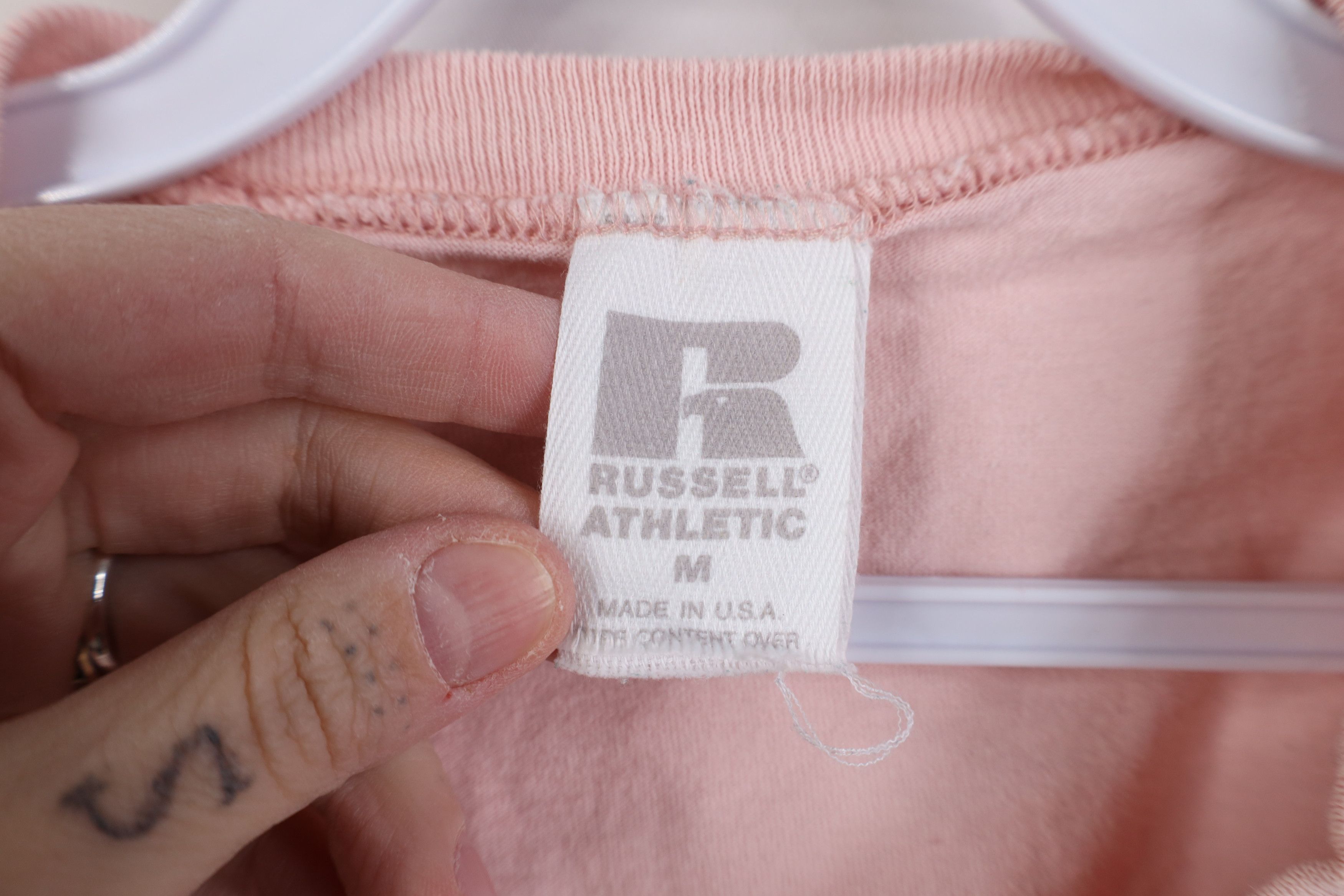 Russell Athletic Vintage 90s Russell Athletic Blank T-Shirt Pink Cotton USA Size M / US 6-8 / IT 42-44 - 4 Thumbnail