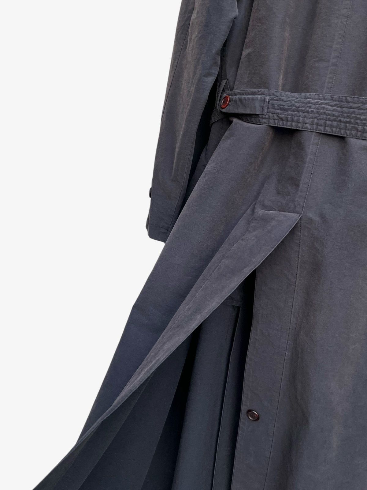 Giorgio Armani Vintage 90’s Giorgio Armani Le Collezioni Trench Coat Size US L / EU 52-54 / 3 - 11 Thumbnail