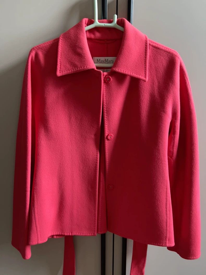 Max Mara Max Mara A short coatshort coat Size M / US 6-8 / IT 42-44 - 1 Thumbnail
