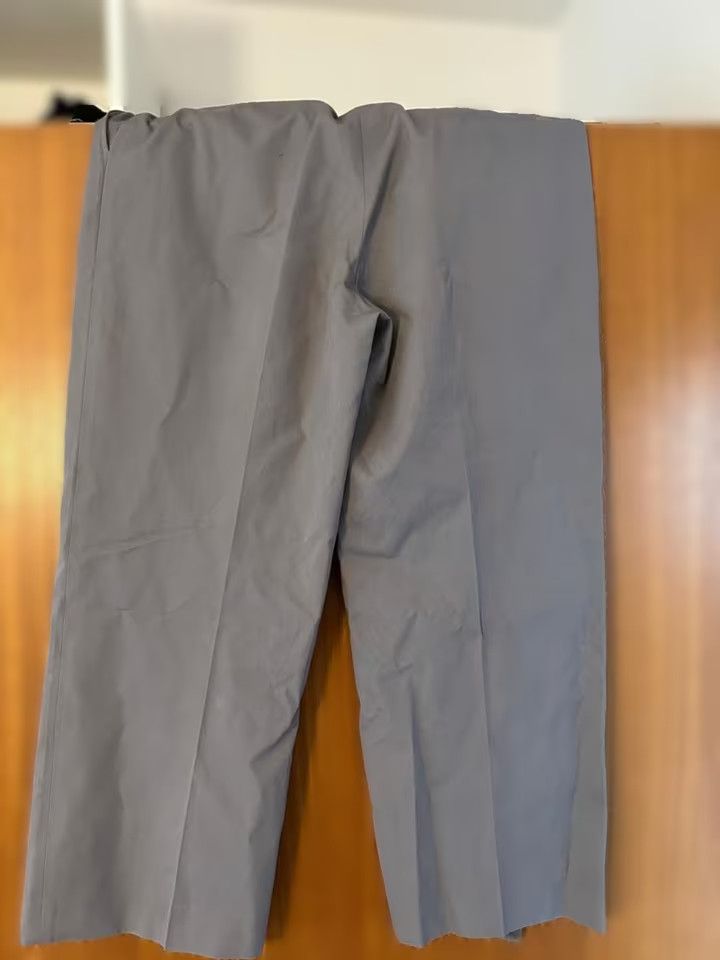 Prada Prada formal pants Size 28" / US 6 / IT 42 - 4 Thumbnail