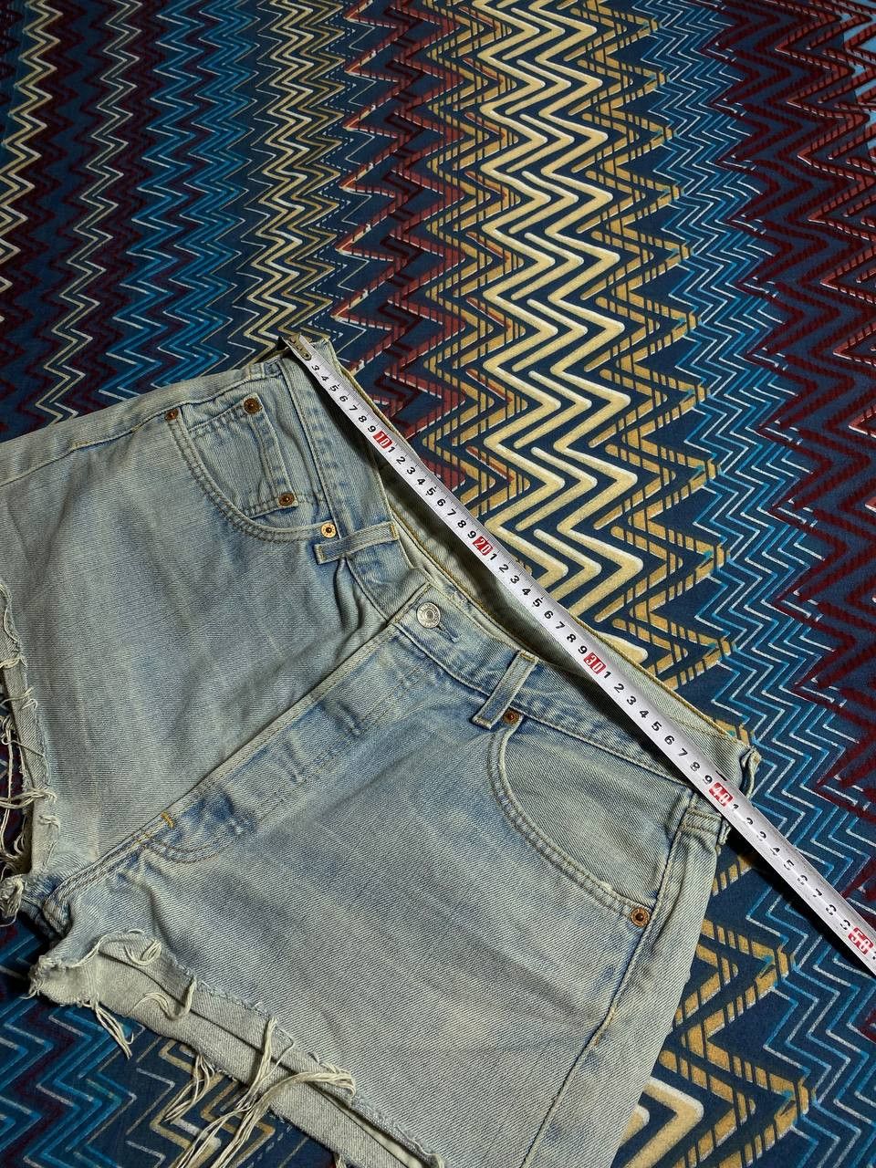 Levi's Vintage Levis Shorts big logo 90s Size US 34 / EU 50 - 4 Thumbnail